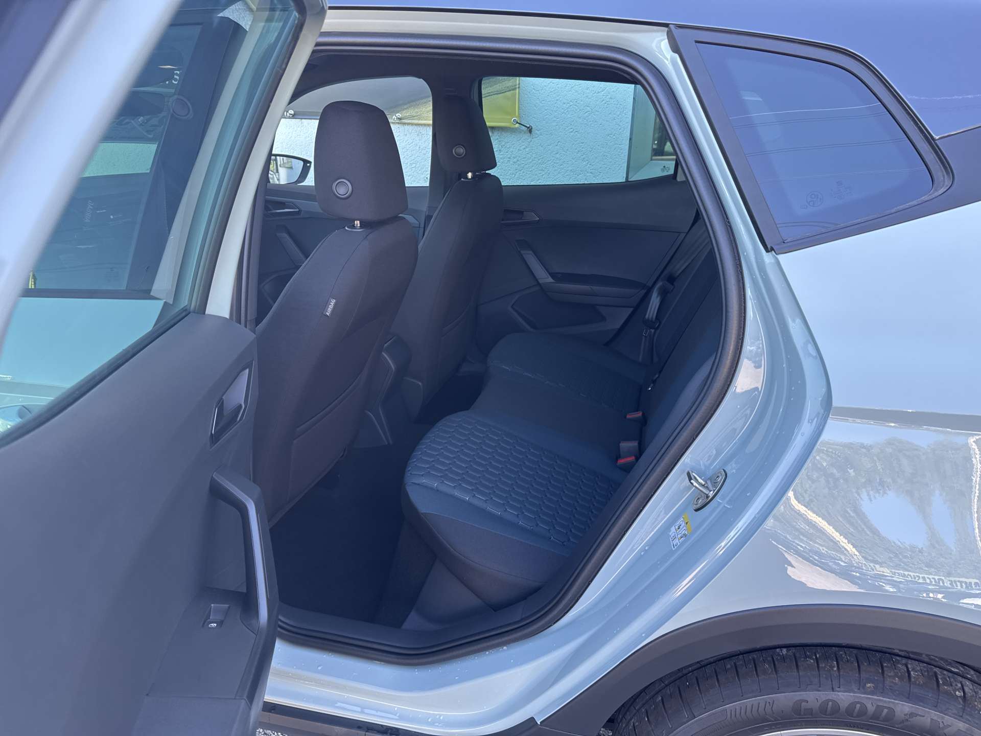 SEAT Arona 1.0 TSi Eco Style DSG-Automat-image-6
