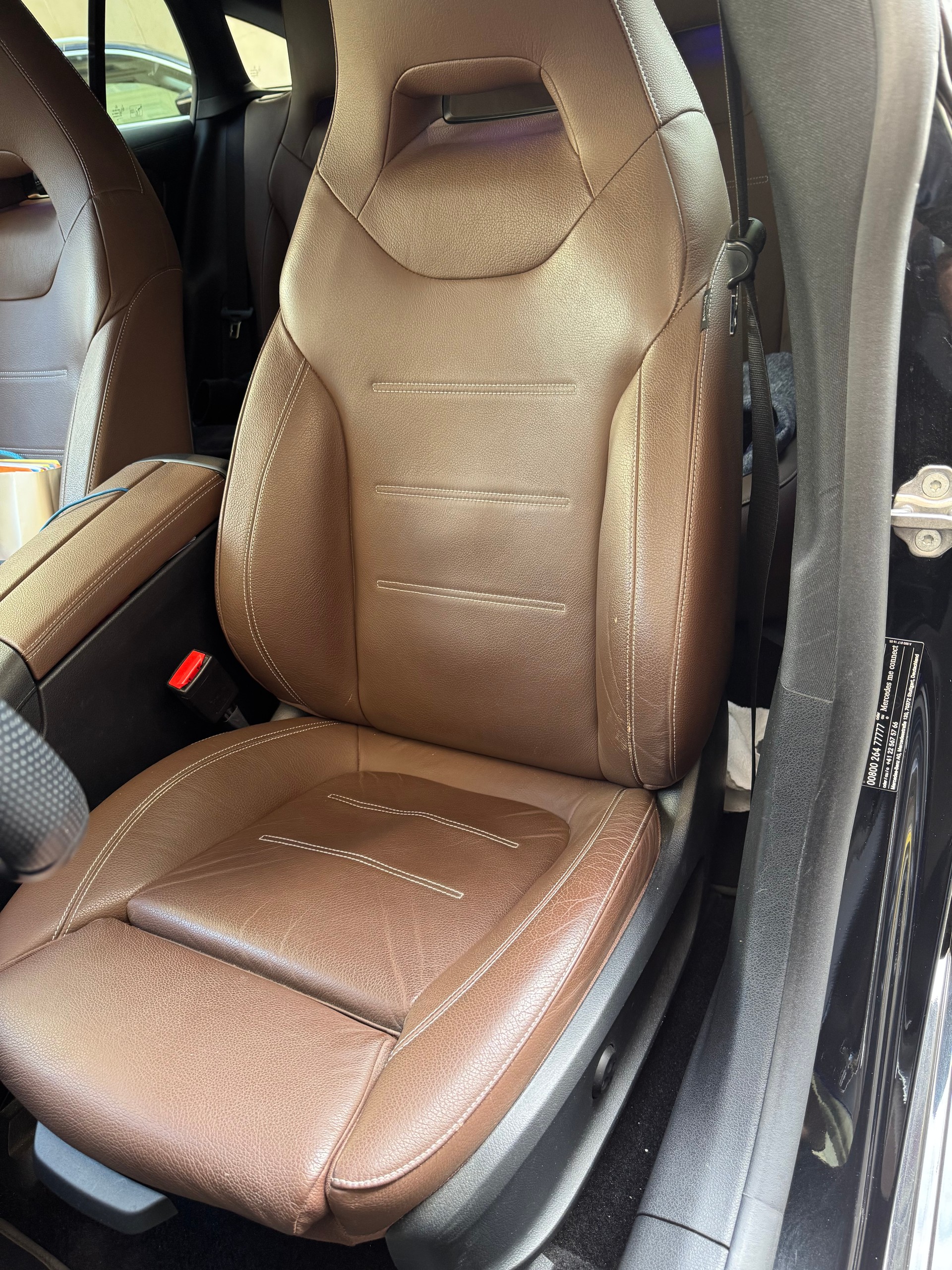 MERCEDES-BENZ CLA 35 AMG 4matic-image-5
