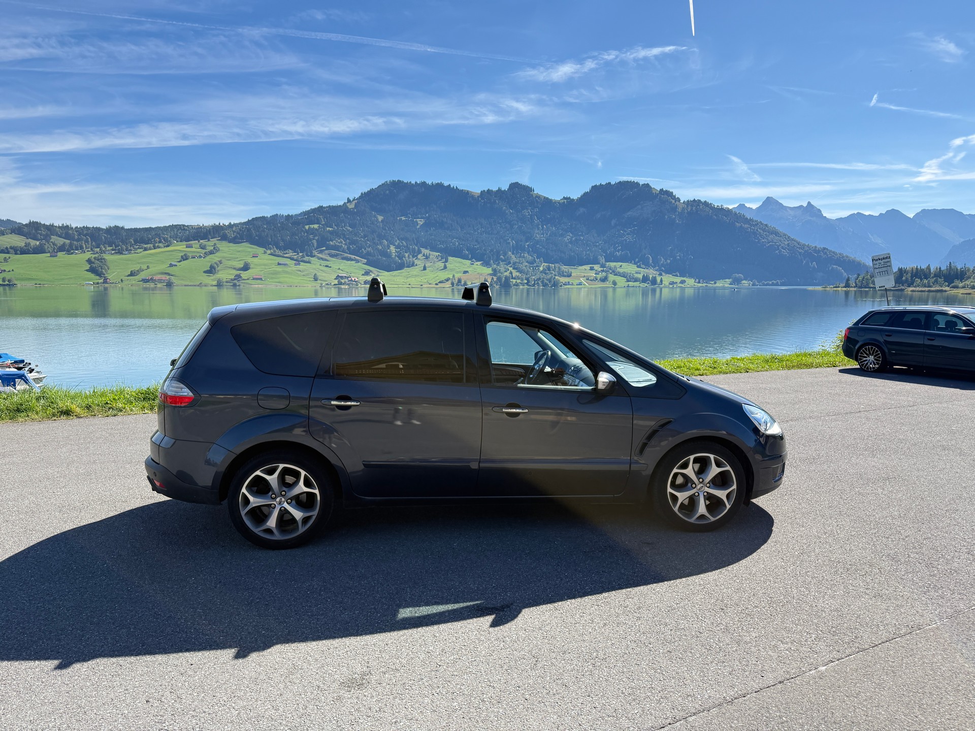 FORD S-Max 2.5i T Titanium-image-1