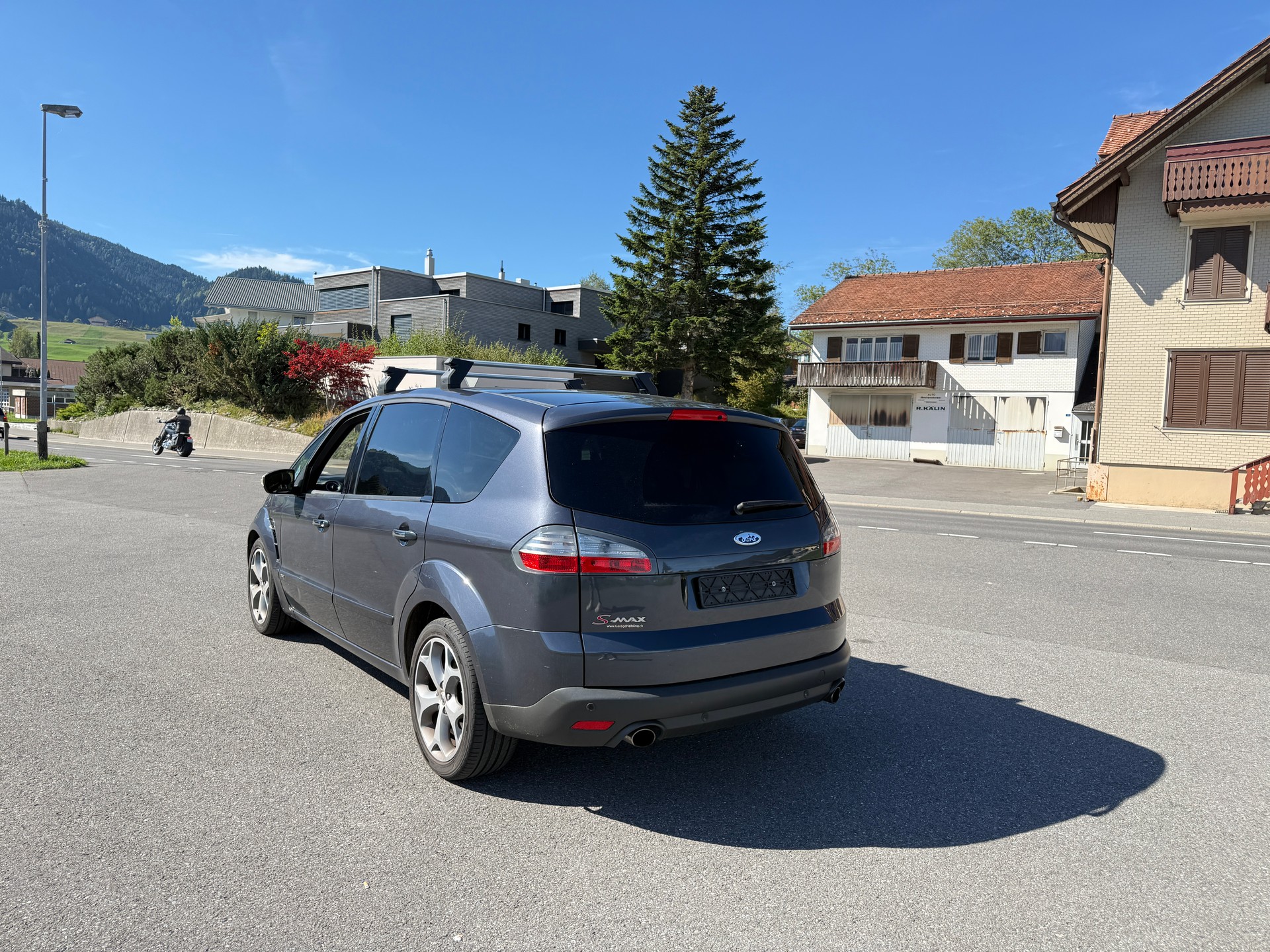 FORD S-Max 2.5i T Titanium-image-4