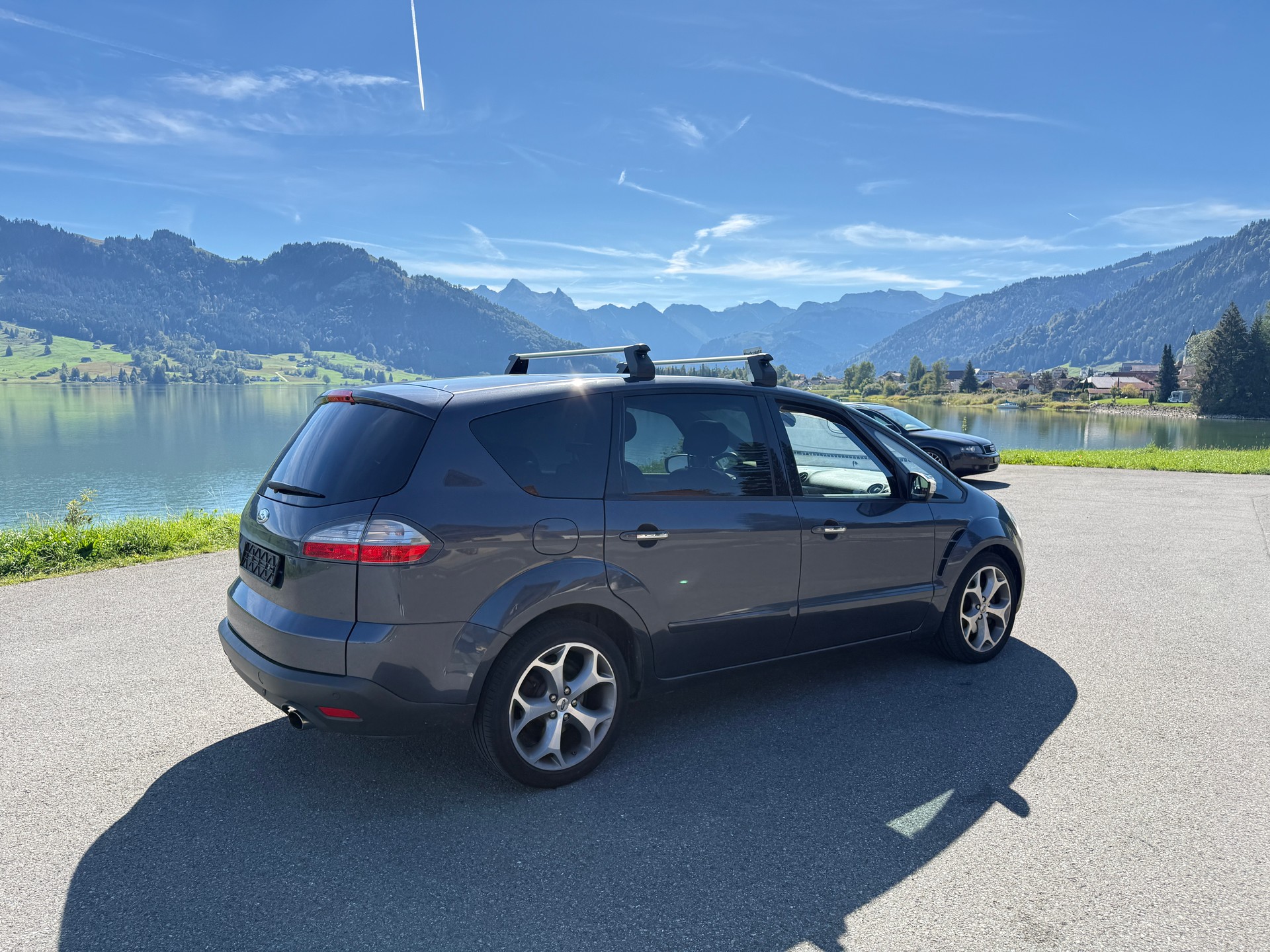 FORD S-Max 2.5i T Titanium-image-2