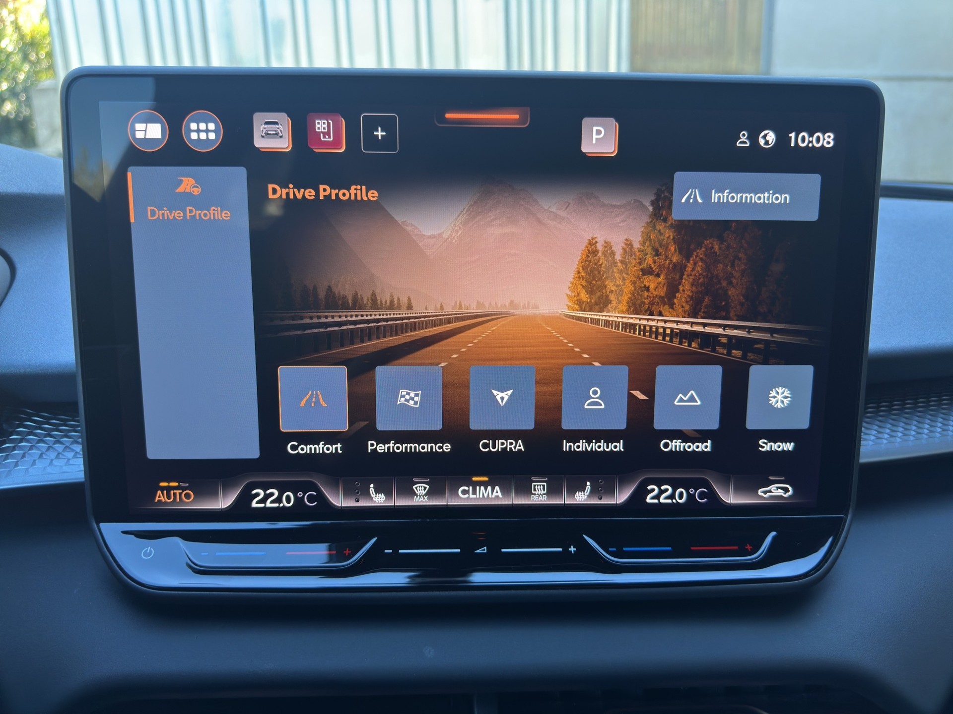 CUPRA Terramar 2.0 TSI DSG 4Drive VZ-image-24