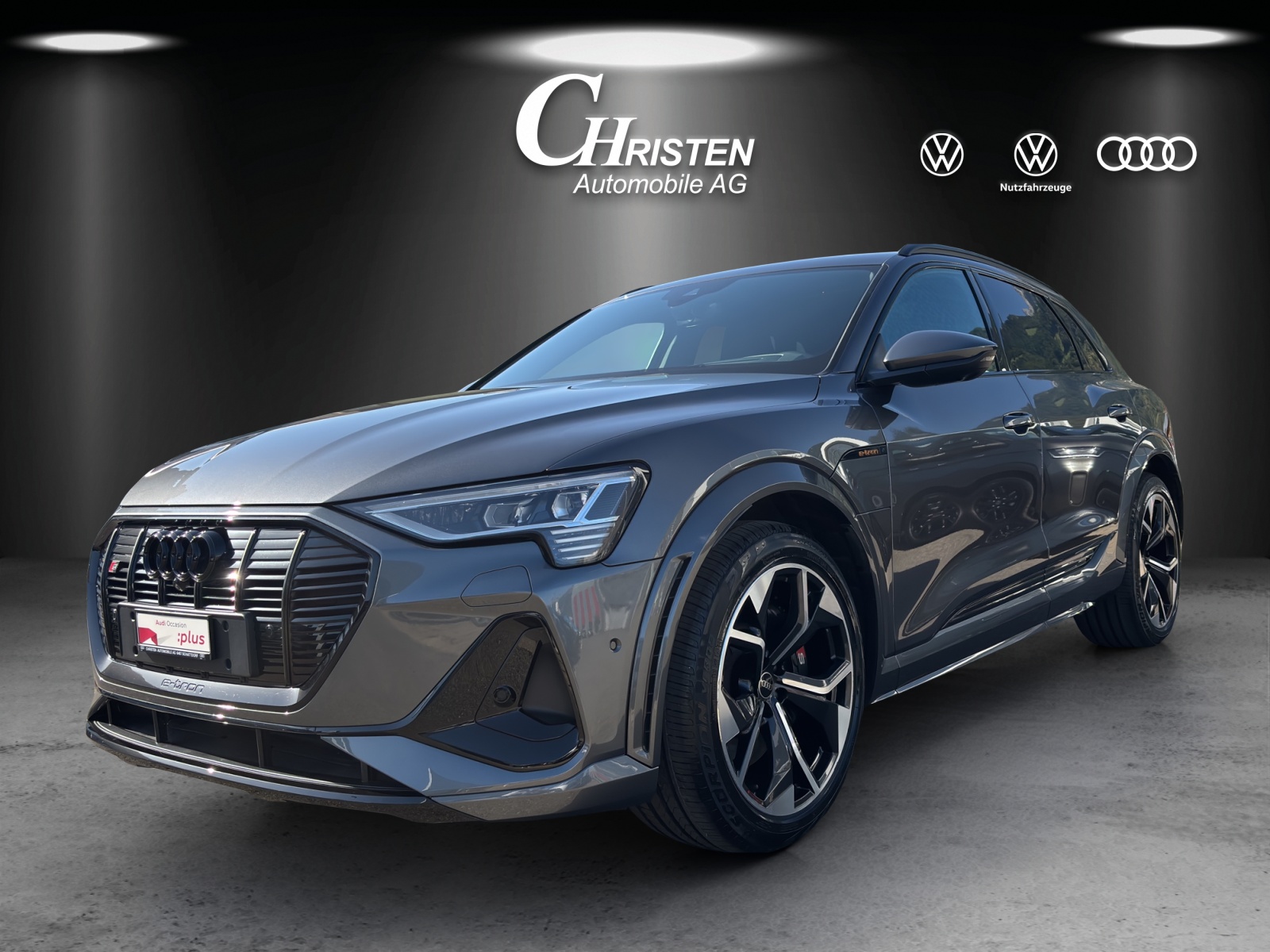 AUDI e-tron S quattro-image-0