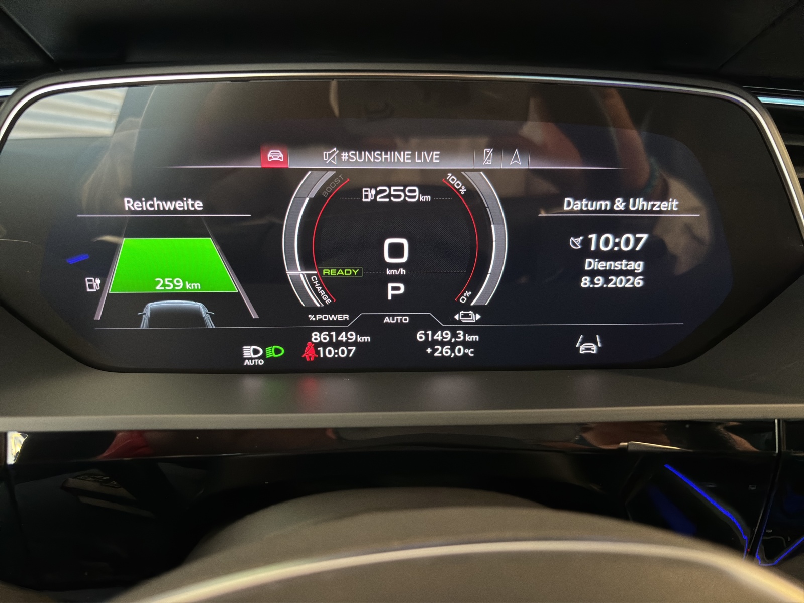 AUDI e-tron S quattro-image-12
