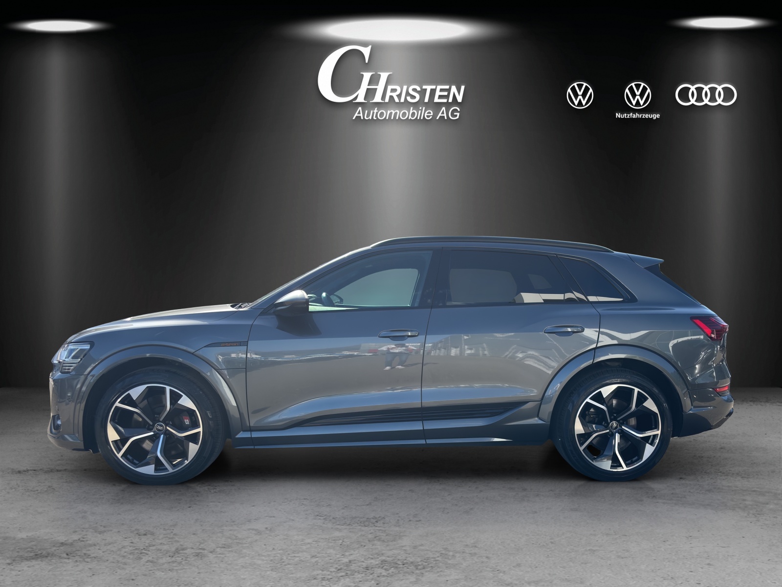 AUDI e-tron S quattro-image-1