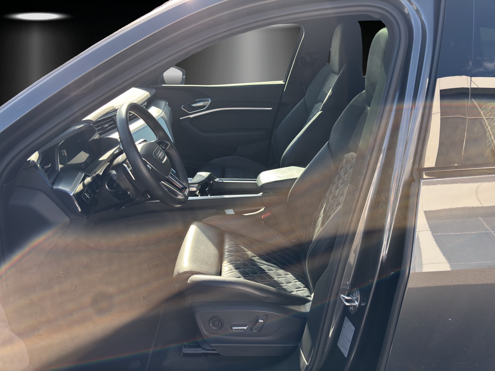 AUDI e-tron S quattro-image-9