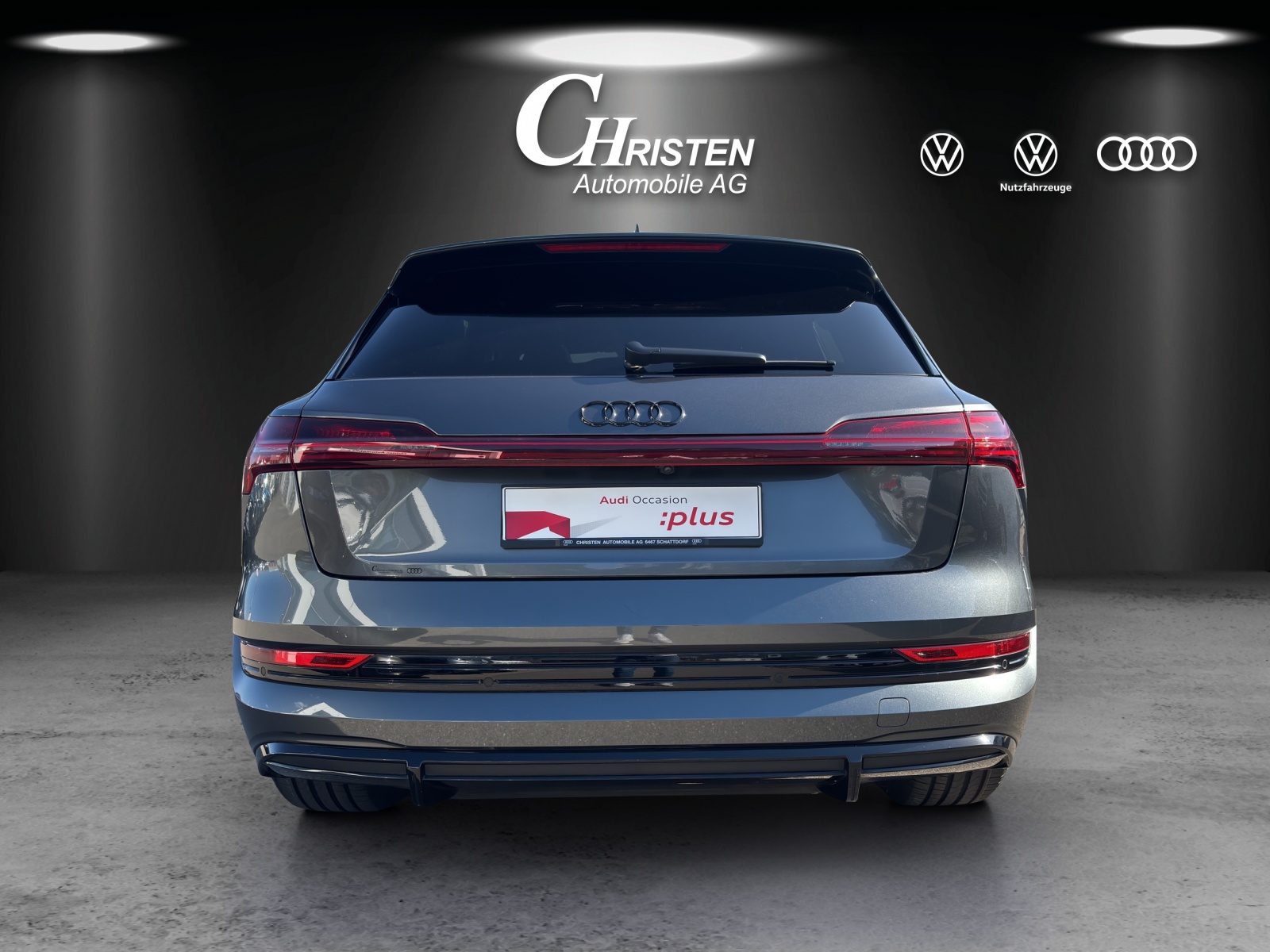 AUDI e-tron S quattro-image-4
