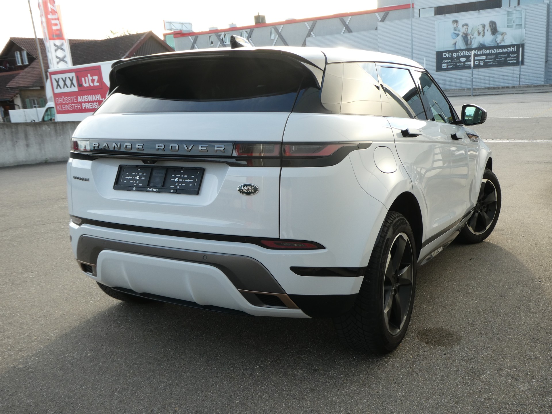 LAND ROVER Range Rover Evoque R-Dyn First Edi P 250 HSE AT9-image-7