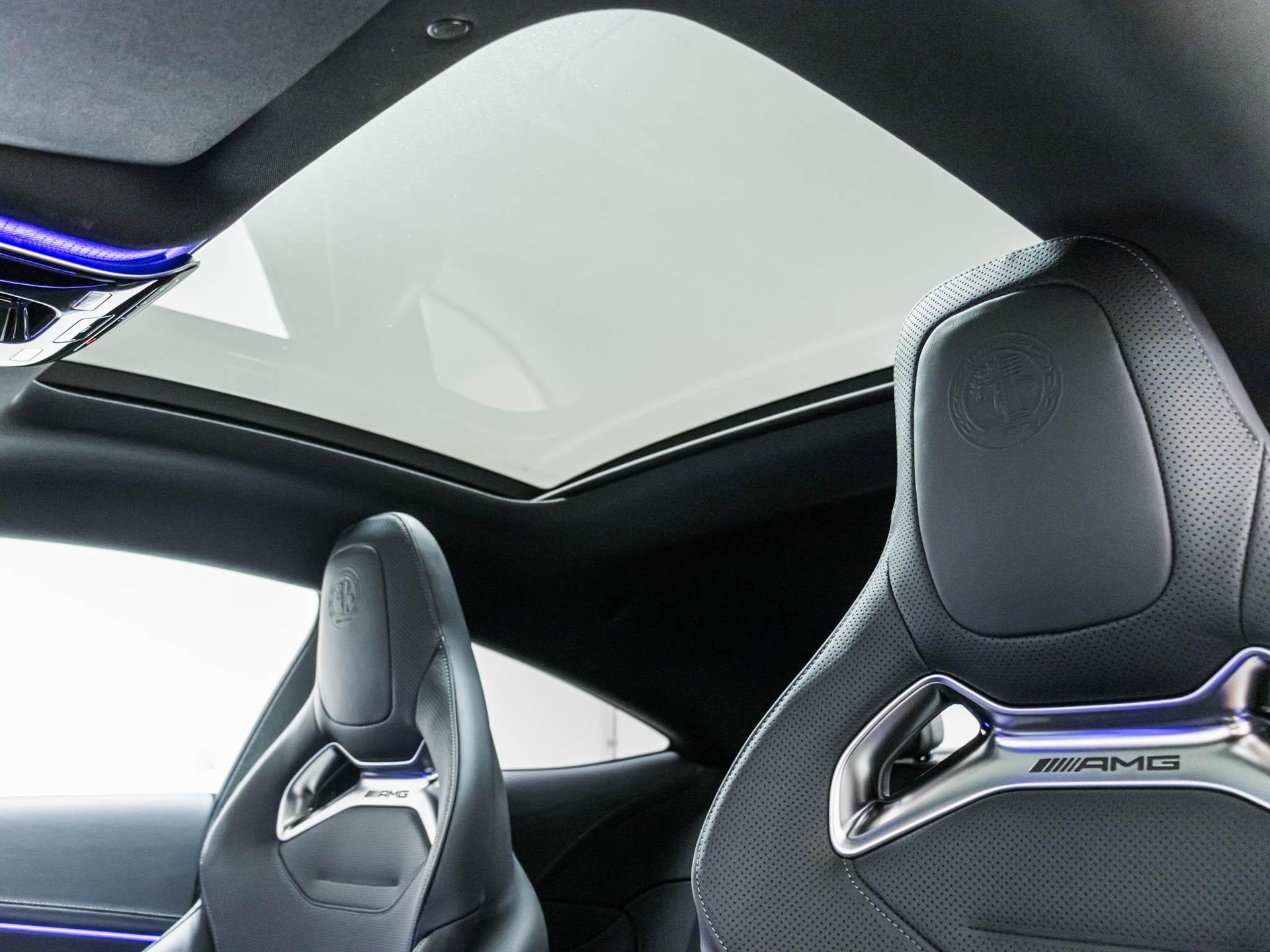 MERCEDES-BENZ CLE 53 AMG 4MATIC+ Coupé-image-8
