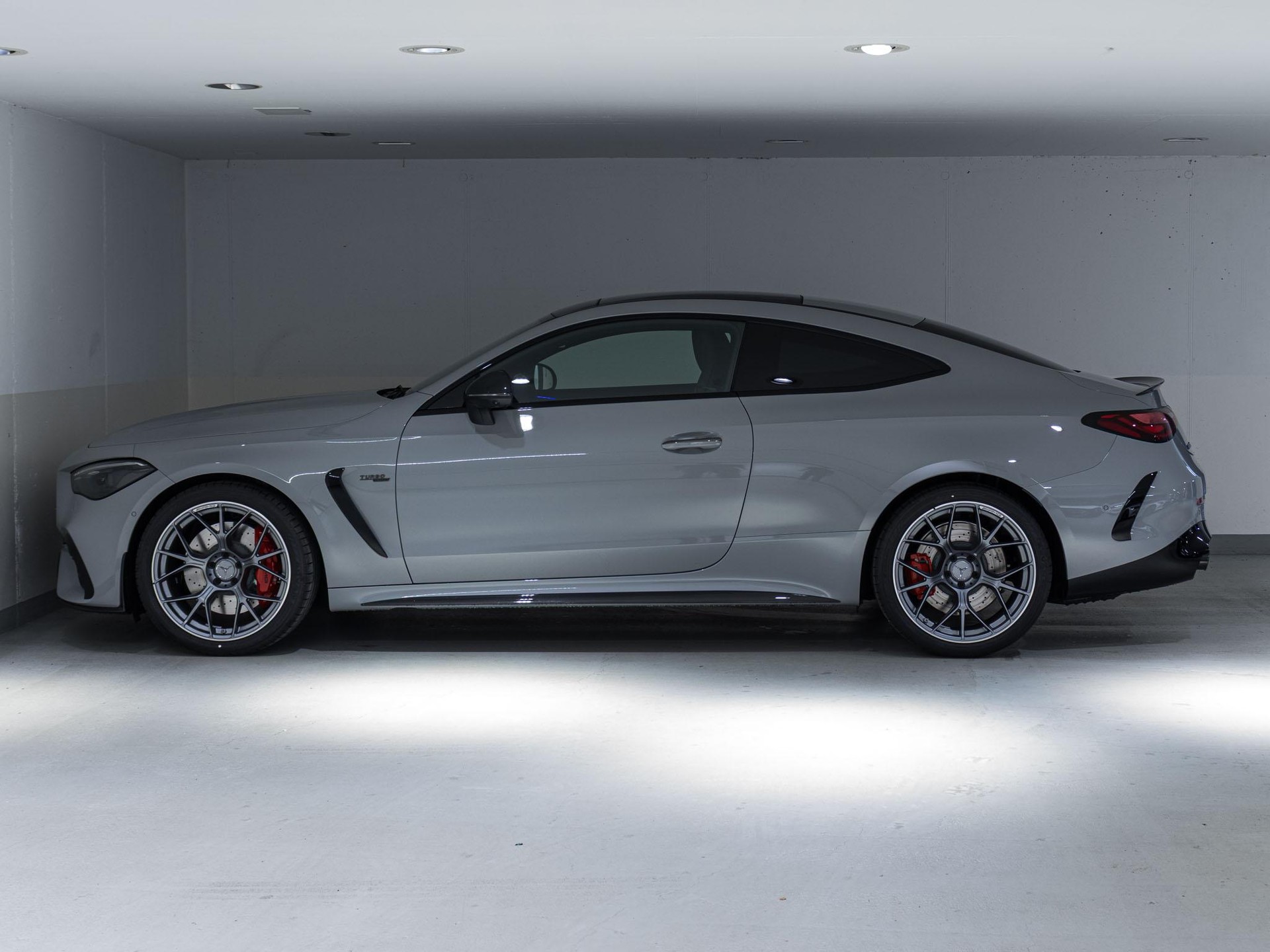 MERCEDES-BENZ CLE 53 AMG 4MATIC+ Coupé-image-4