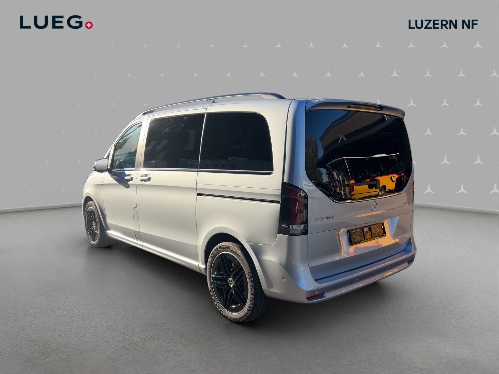 MERCEDES-BENZ V 300 d kompakt 4Matic Avantgarde 9G-Tronic-image-2