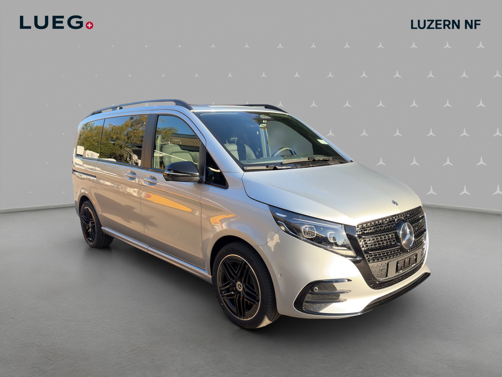 MERCEDES-BENZ V 300 d kompakt 4Matic Avantgarde 9G-Tronic-image-4