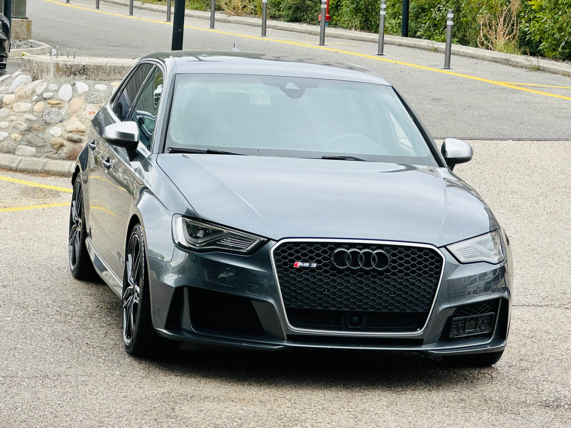AUDI RS3 2.5 TSI quattro S-tronic-image-4