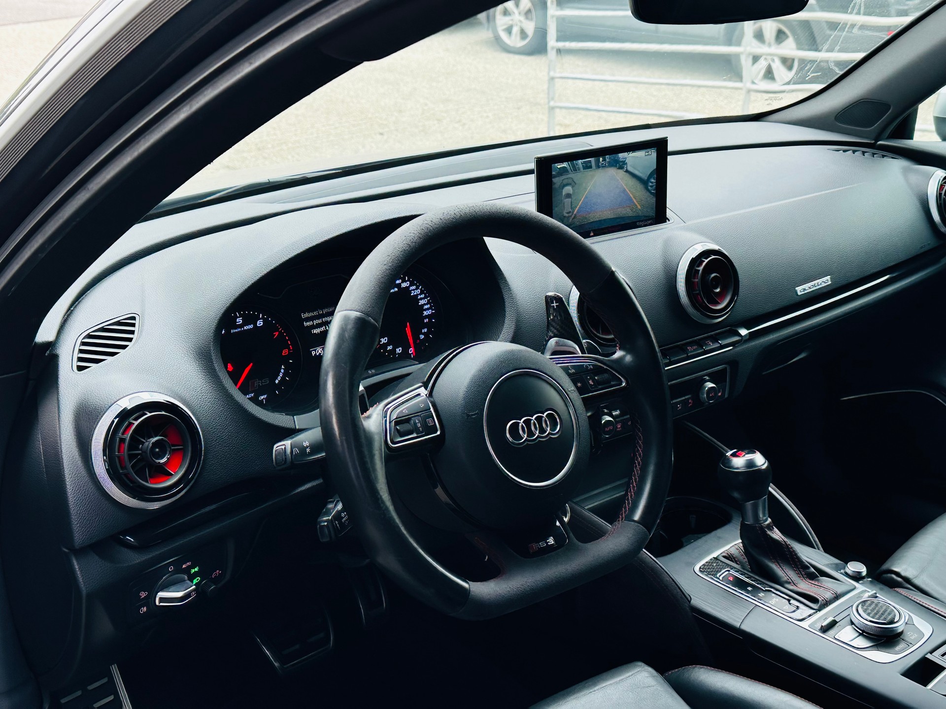 AUDI RS3 2.5 TSI quattro S-tronic-image-15