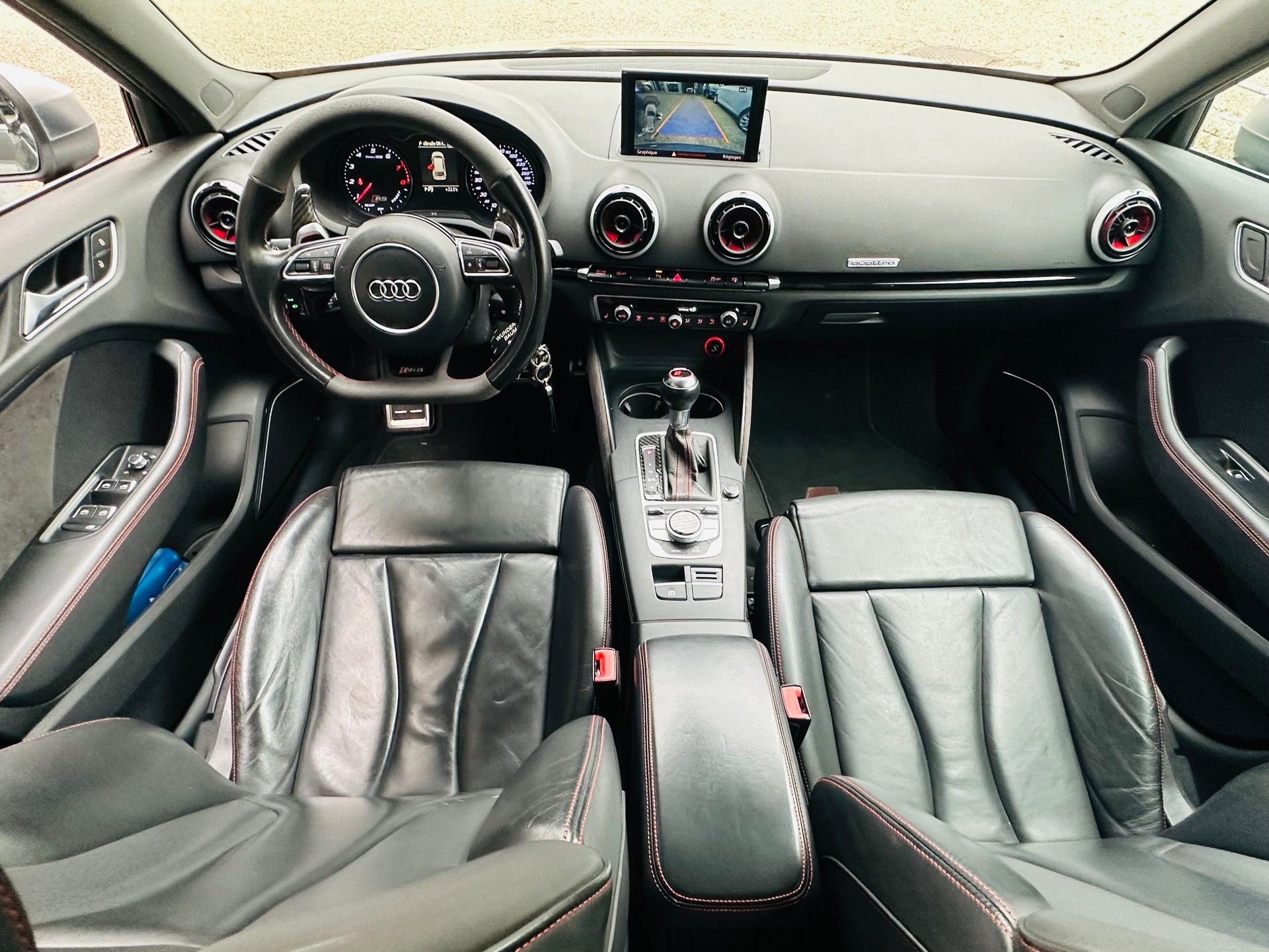 AUDI RS3 2.5 TSI quattro S-tronic-image-11