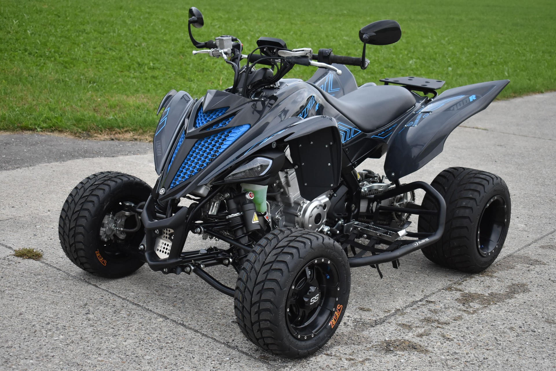 YAMAHA YFM 700 R Swiss Street Pro Edition-showroom-element-2