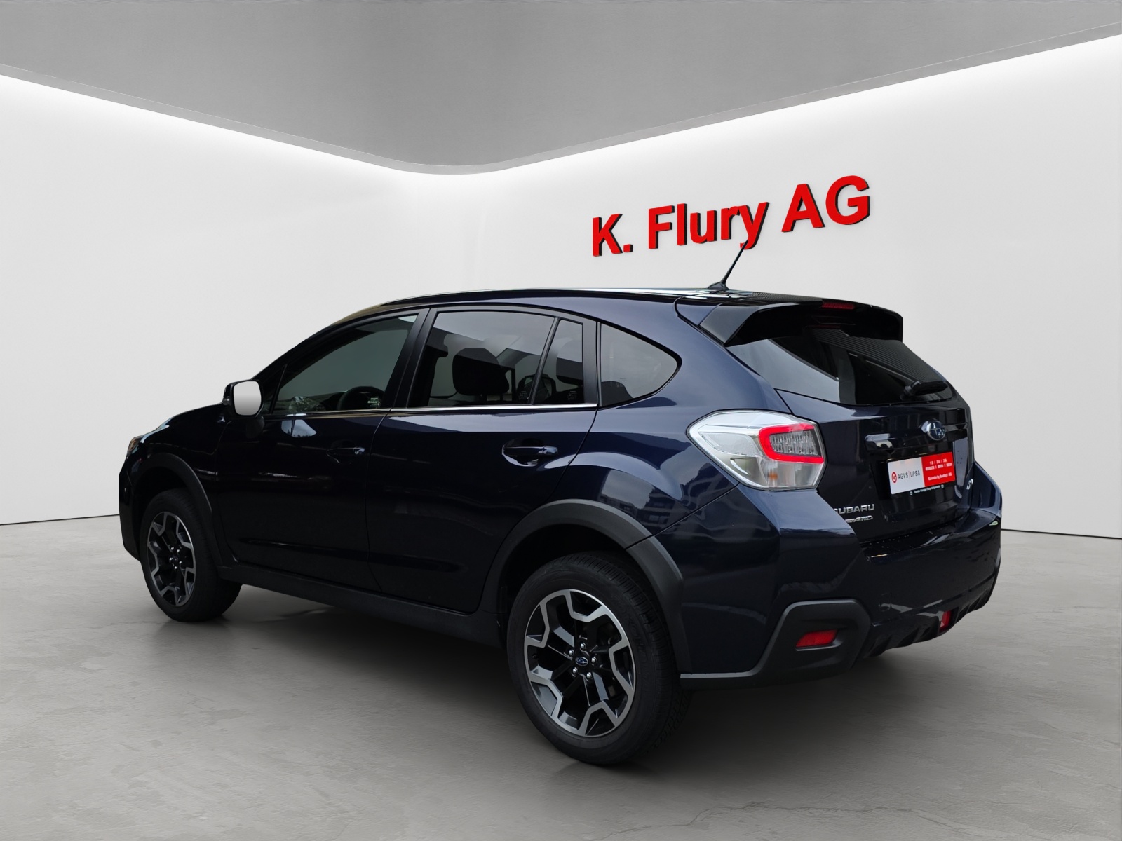 SUBARU XV 2.0i Swiss Three-image-2