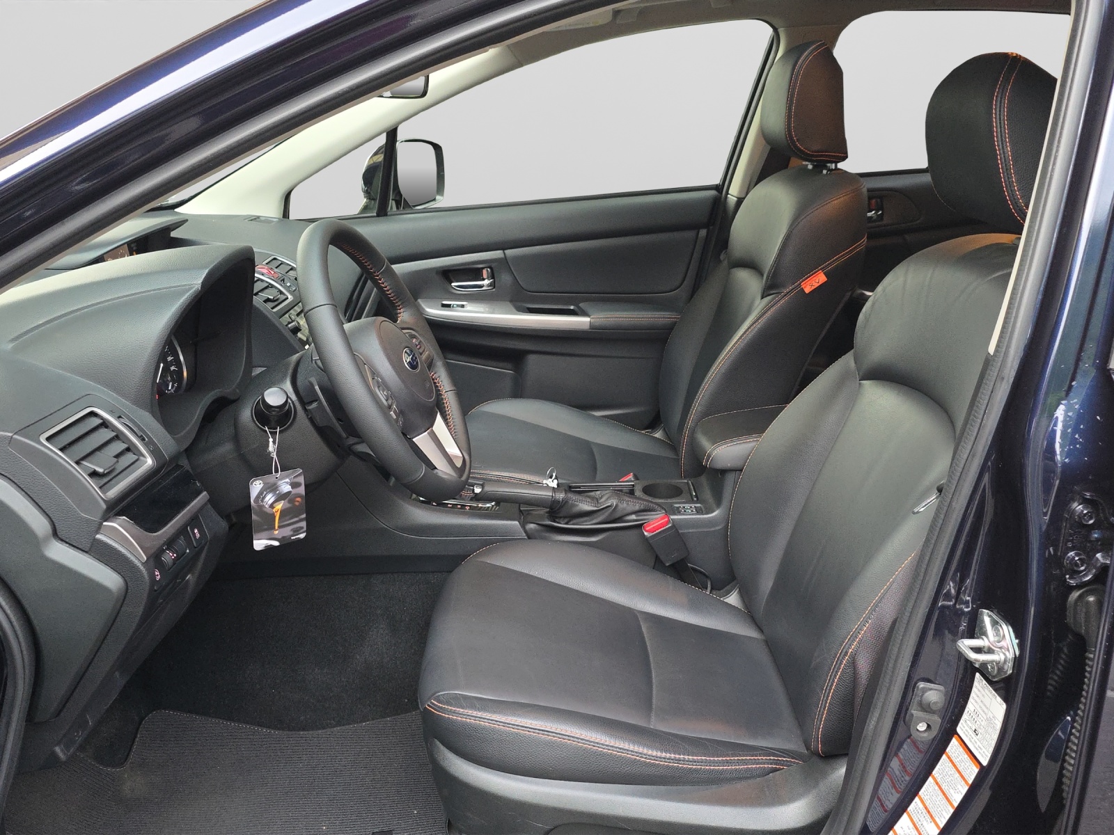 SUBARU XV 2.0i Swiss Three-image-8