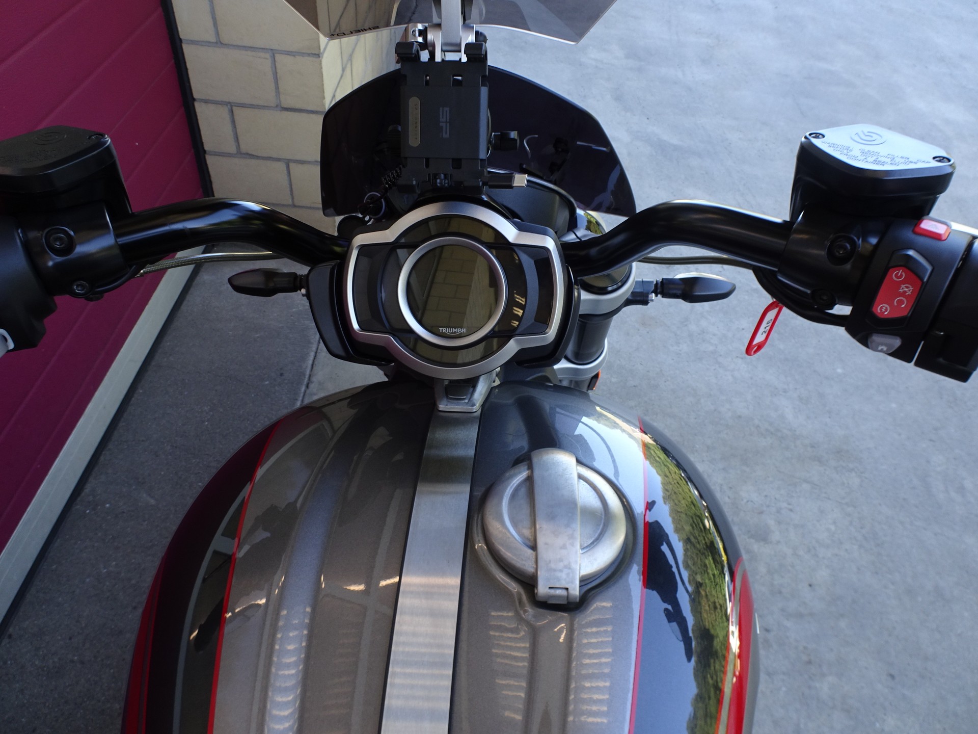 TRIUMPH Rocket 3 GT-image-5