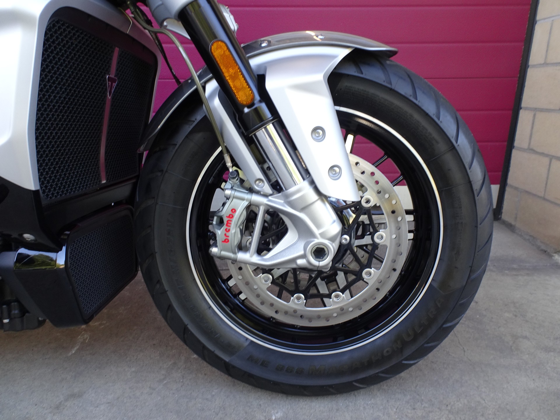 TRIUMPH Rocket 3 GT-showroom-element-1