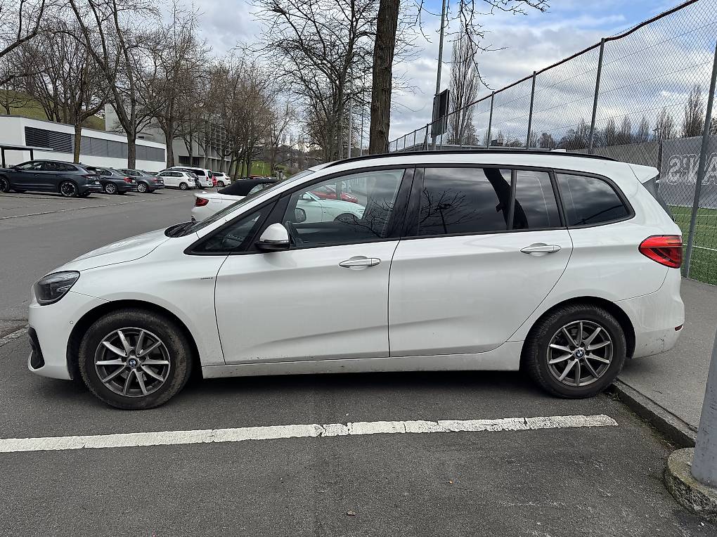 BMW 216d-image-2