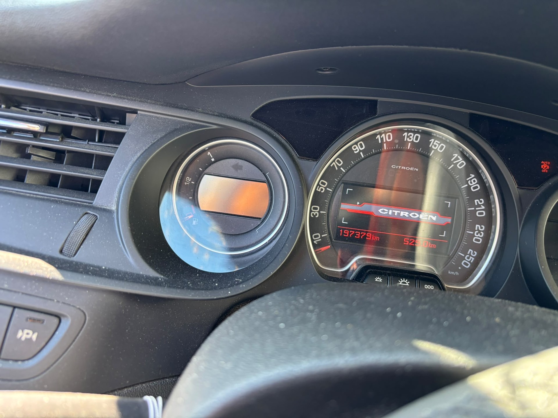 CITROEN C5 Tourer 3.0 HDi V6 Dynamique+ Automatic-image-4