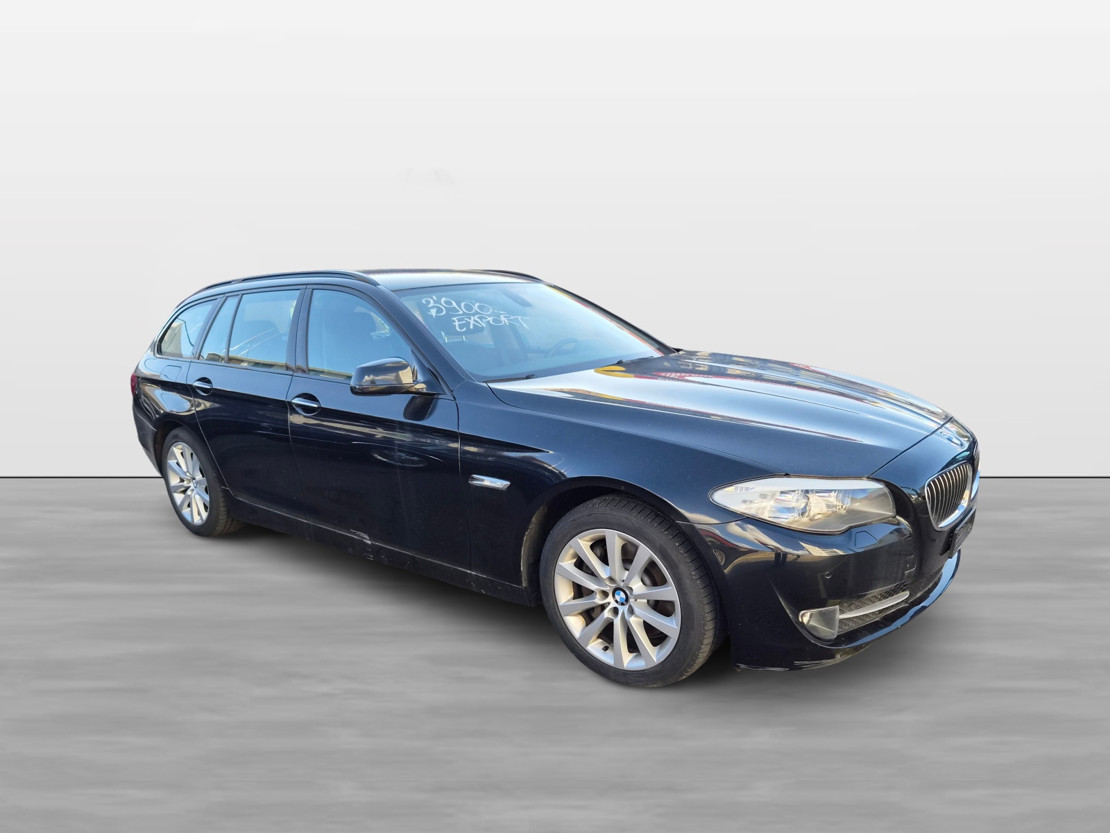 BMW 530d xDrive Touring Steptronic-image-2