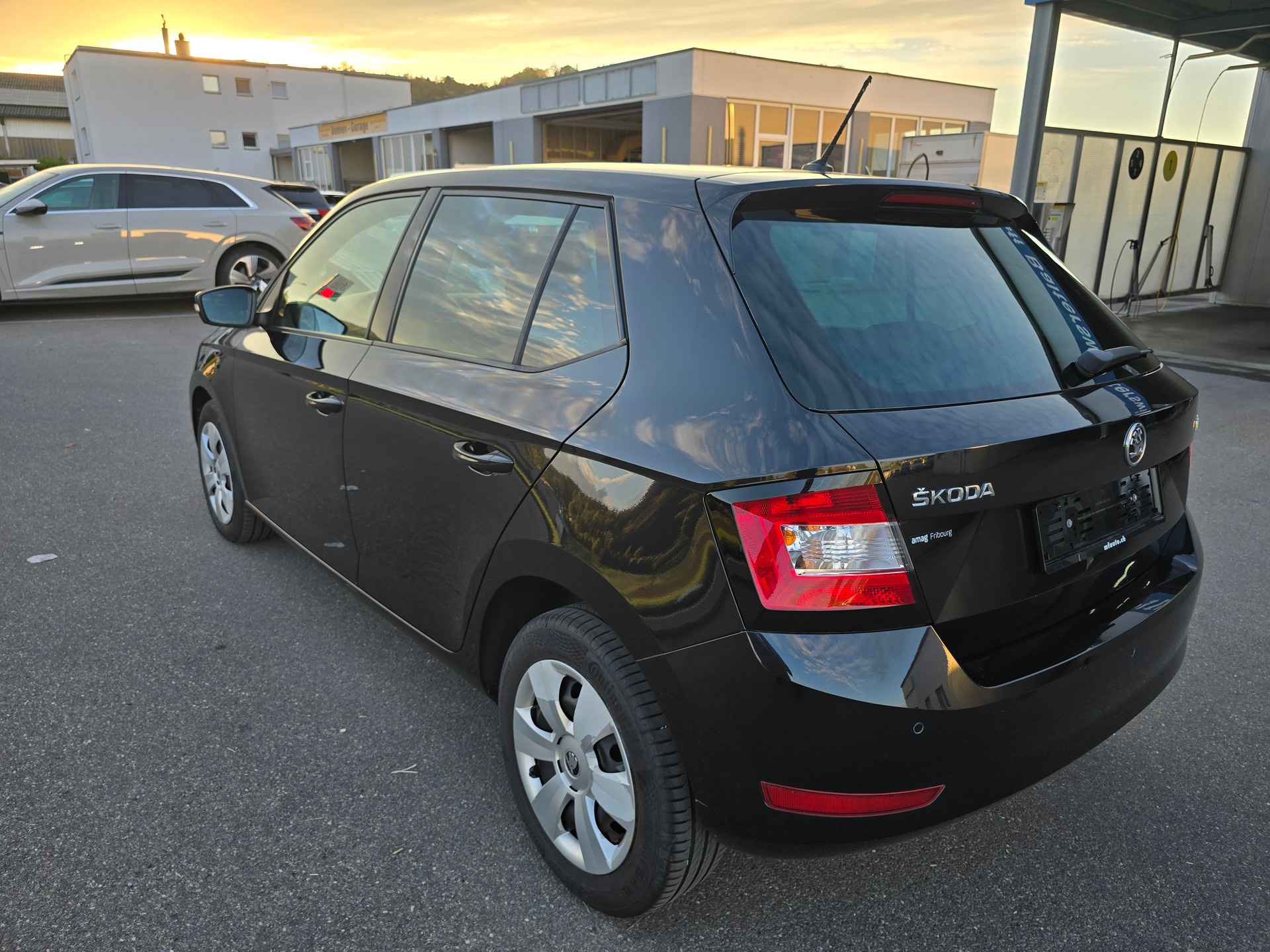 SKODA Fabia 1.0 TSI Ambition-image-2