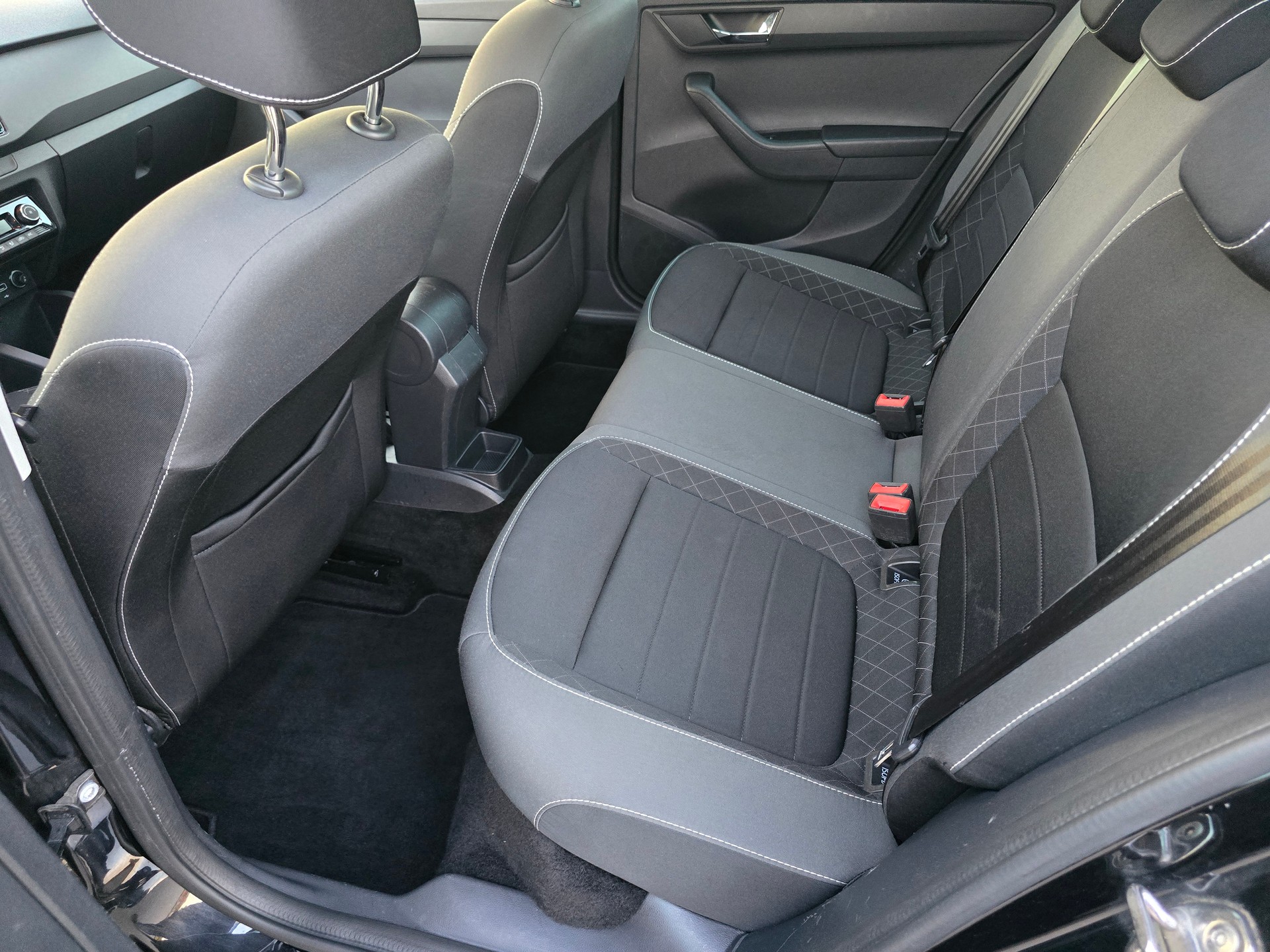 SKODA Fabia 1.0 TSI Ambition-image-7