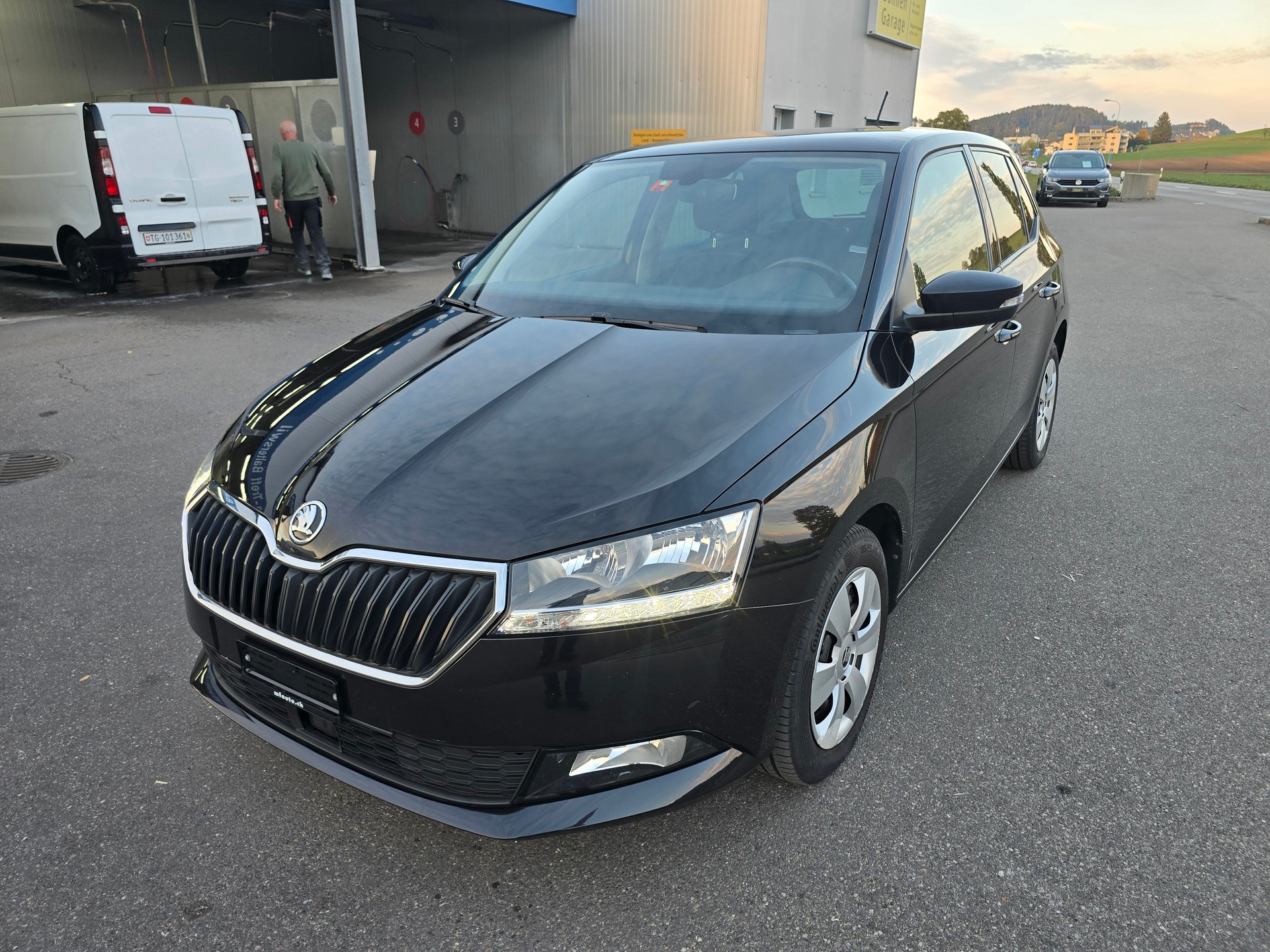 SKODA Fabia 1.0 TSI Ambition-image-0