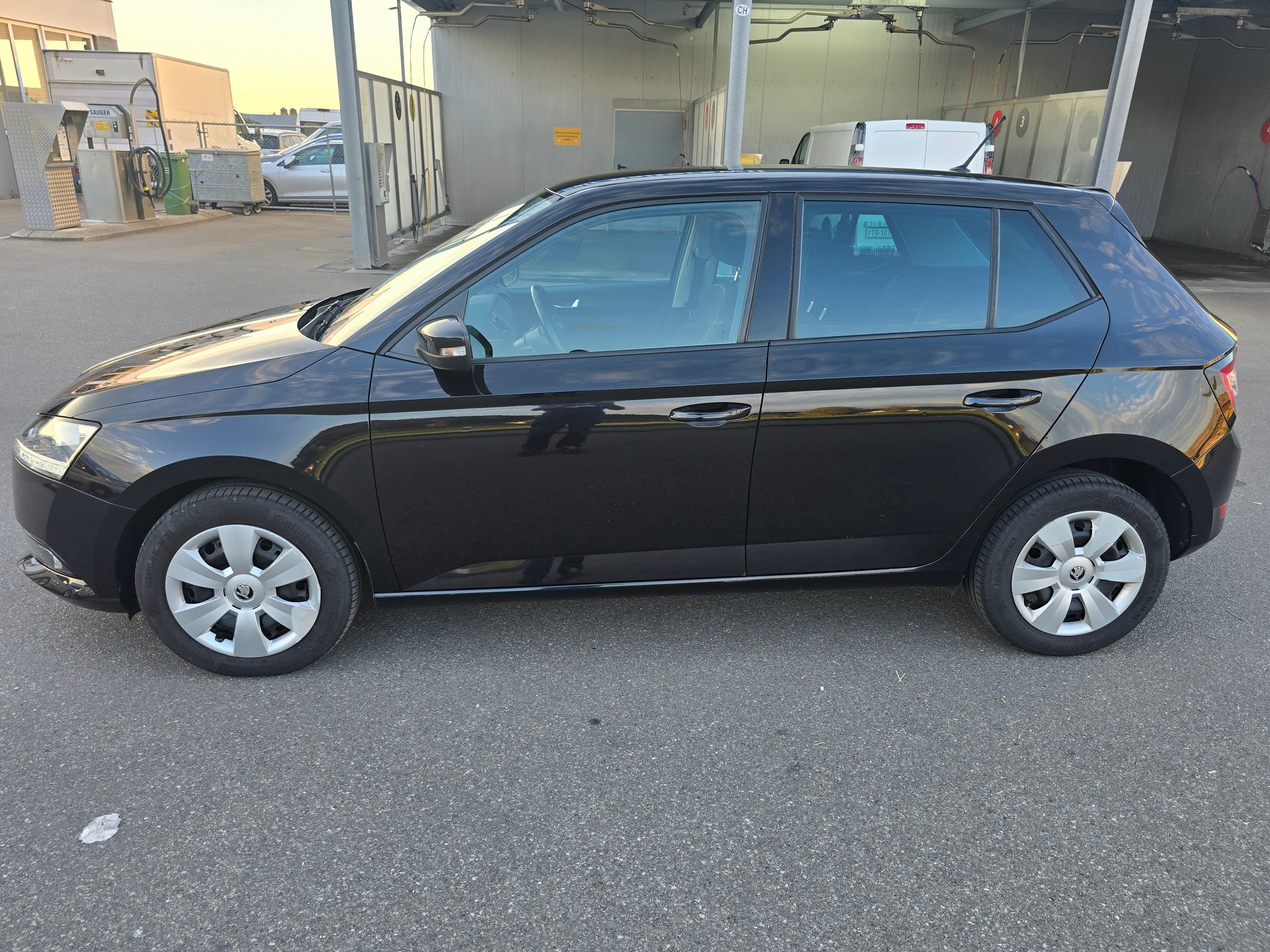 SKODA Fabia 1.0 TSI Ambition-image-4