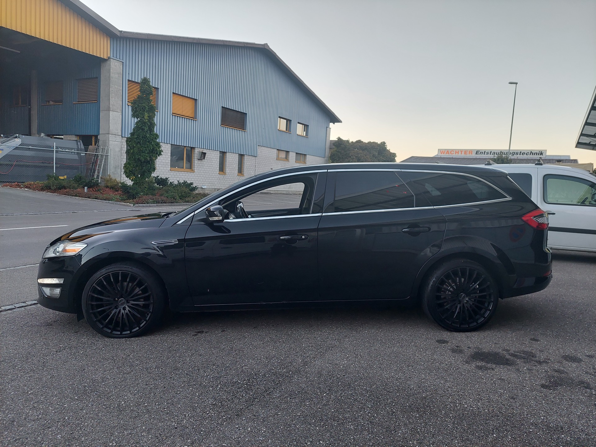 FORD Mondeo 2.0 TDCi 16V Titanium-image-2