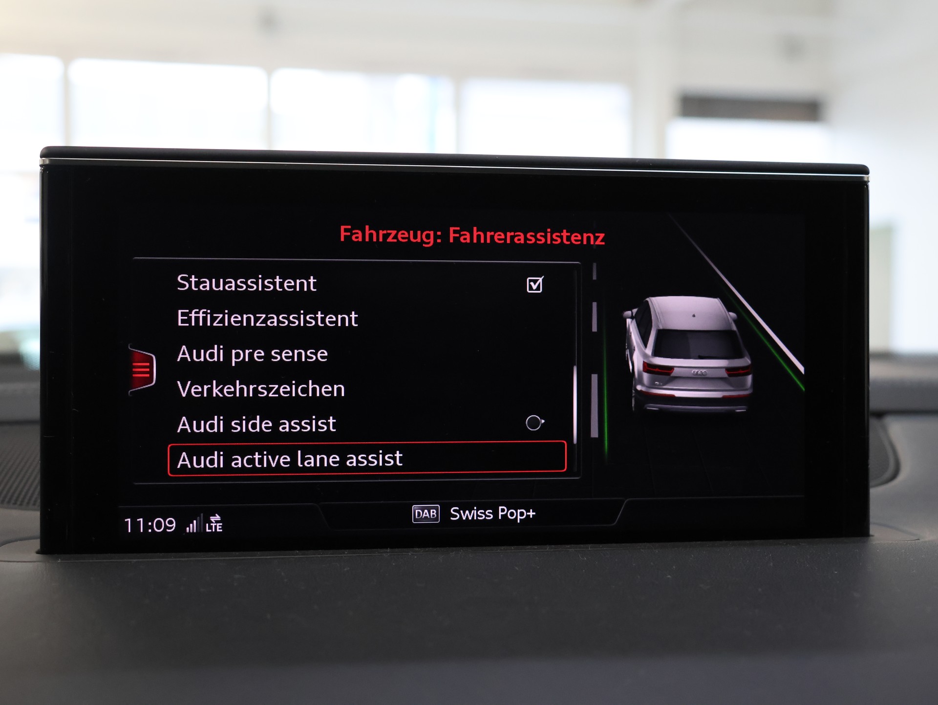AUDI SQ7 4.0 TDI quattro tiptronic *KERAMIK-BREMSEN*7-SITZER*-image-22