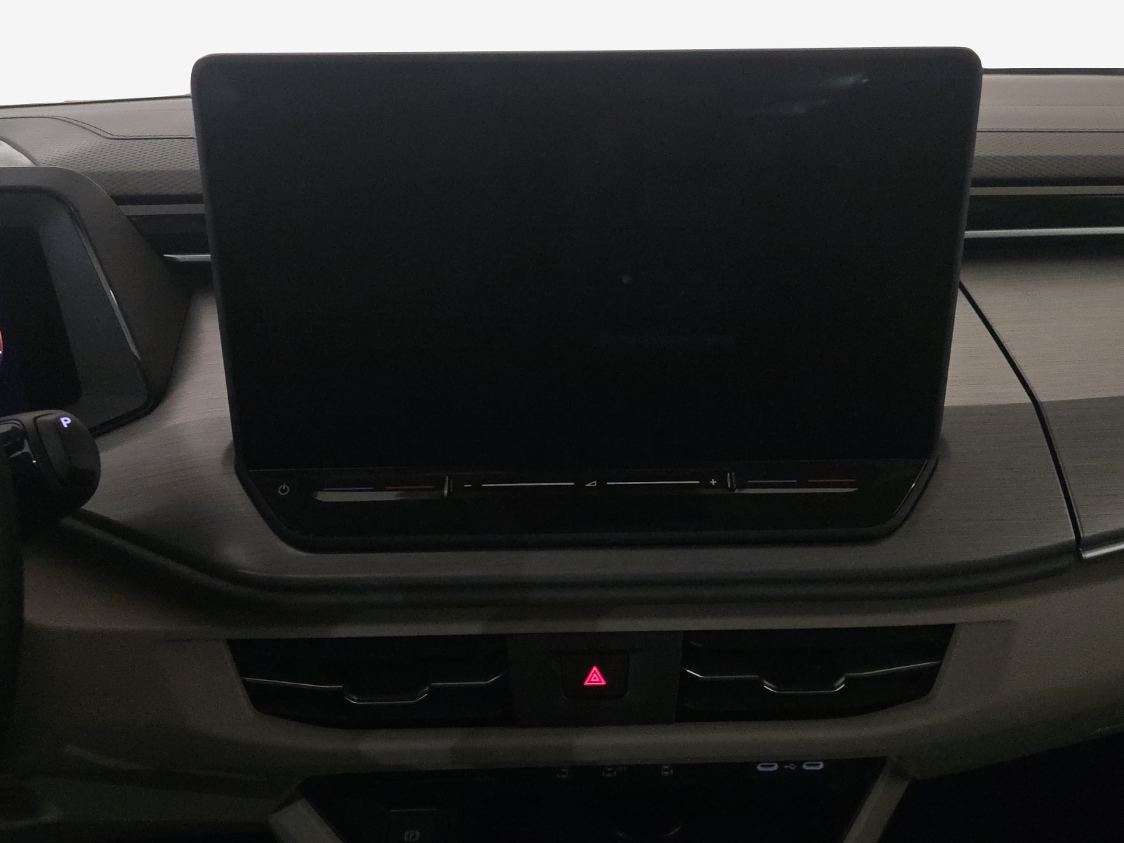 VW Multivan 2.0 TDI Life DSG-image-10