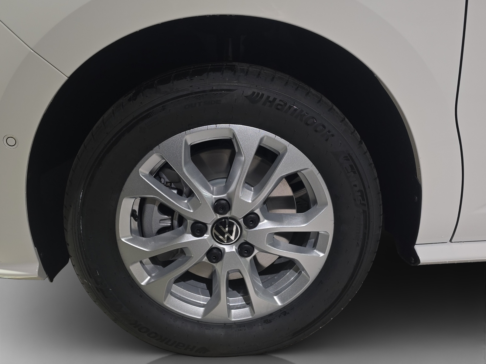 VW Multivan 2.0 TDI Life DSG-image-15