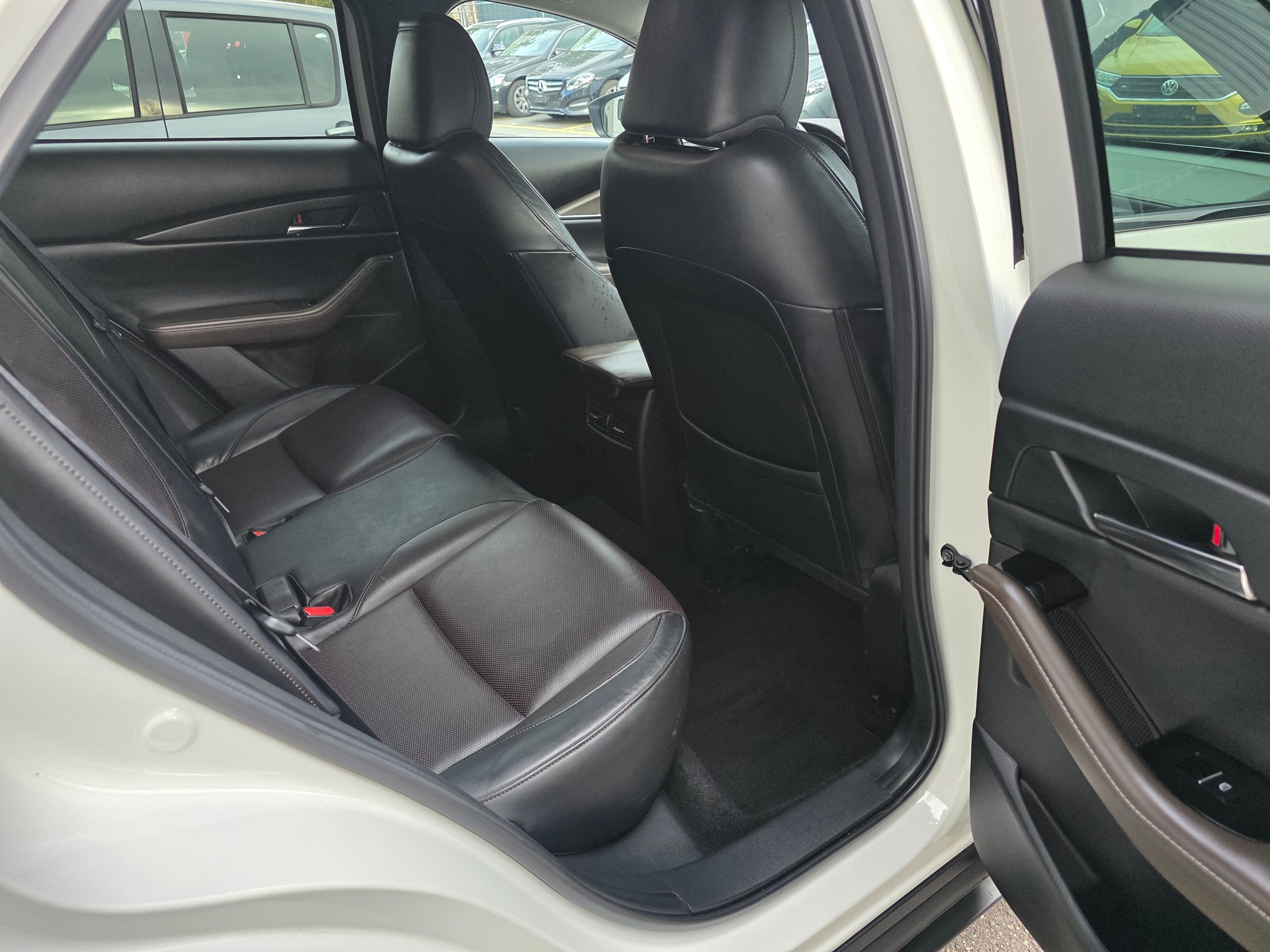 MAZDA CX-30 SKYACTIV-X M Hybrid 180 Ambition Plus AWD Automat-image-13