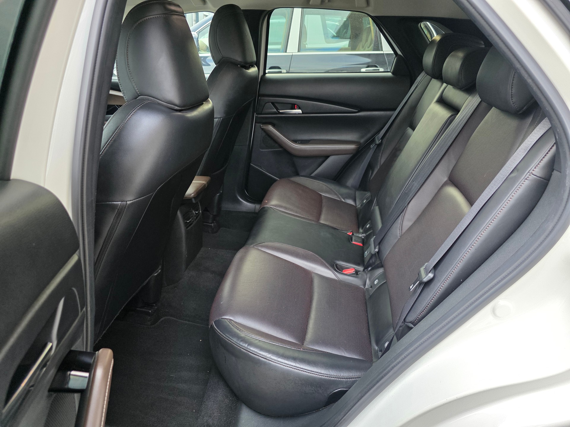 MAZDA CX-30 SKYACTIV-X M Hybrid 180 Ambition Plus AWD Automat-image-12