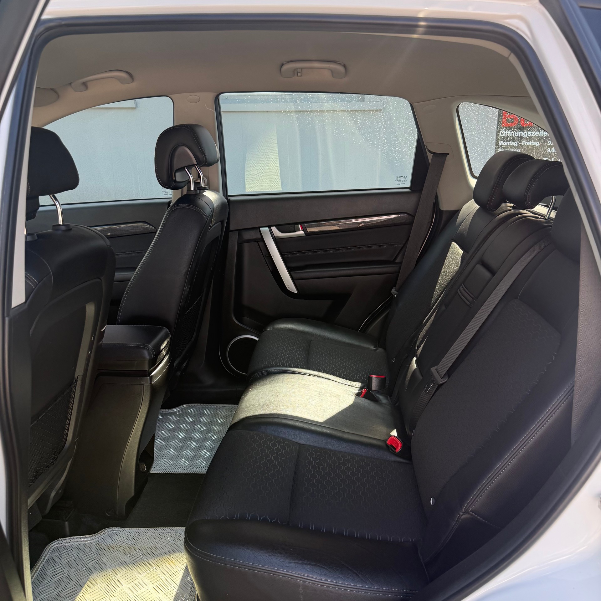 CHEVROLET Captiva 2.2 VCDi LT 4WD *1. HAND - 7 SITZE*-image-9