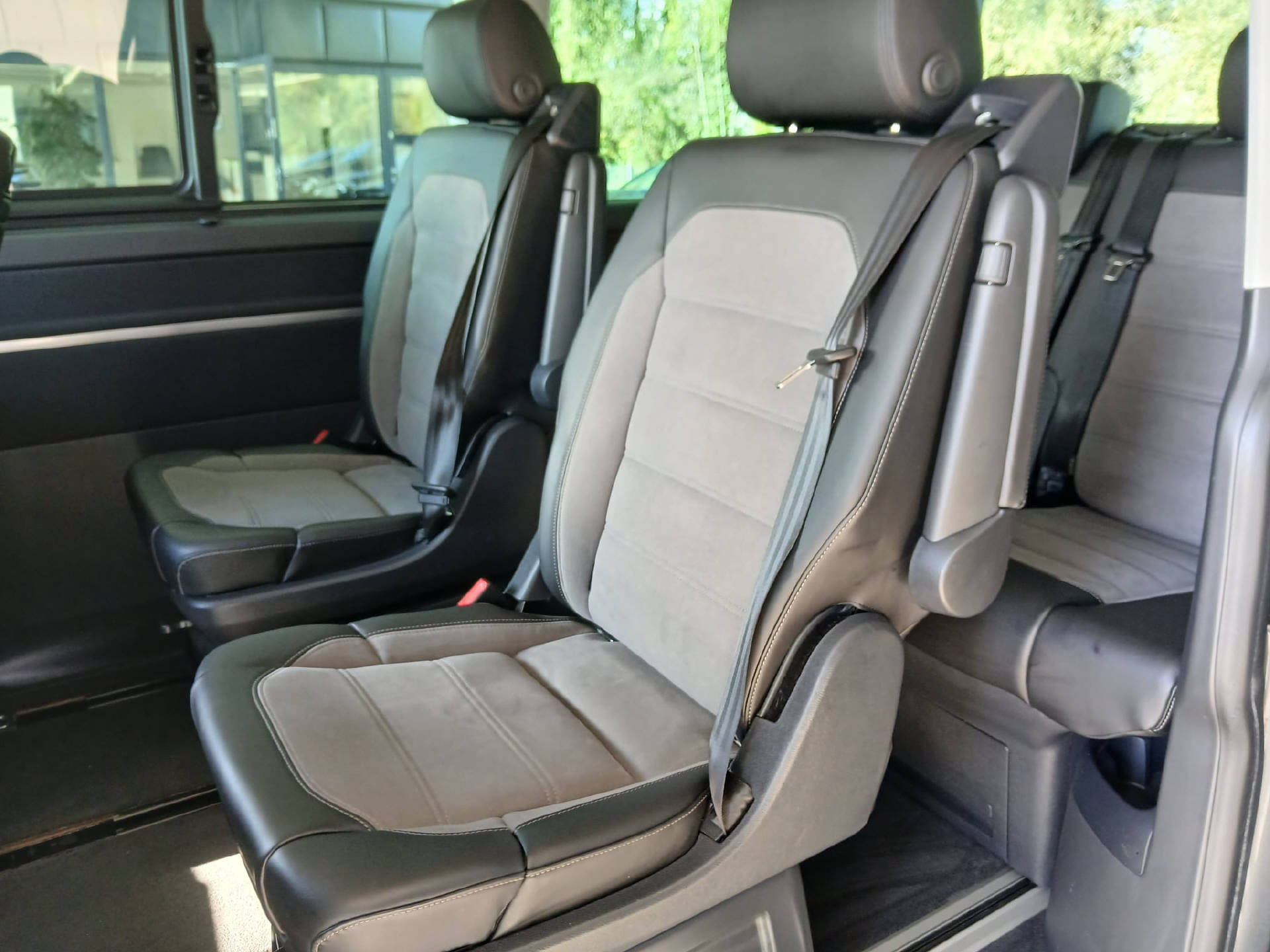VW T6.1 Multivan 2.0 TDI 204 Comfortline DSG 4m-image-12