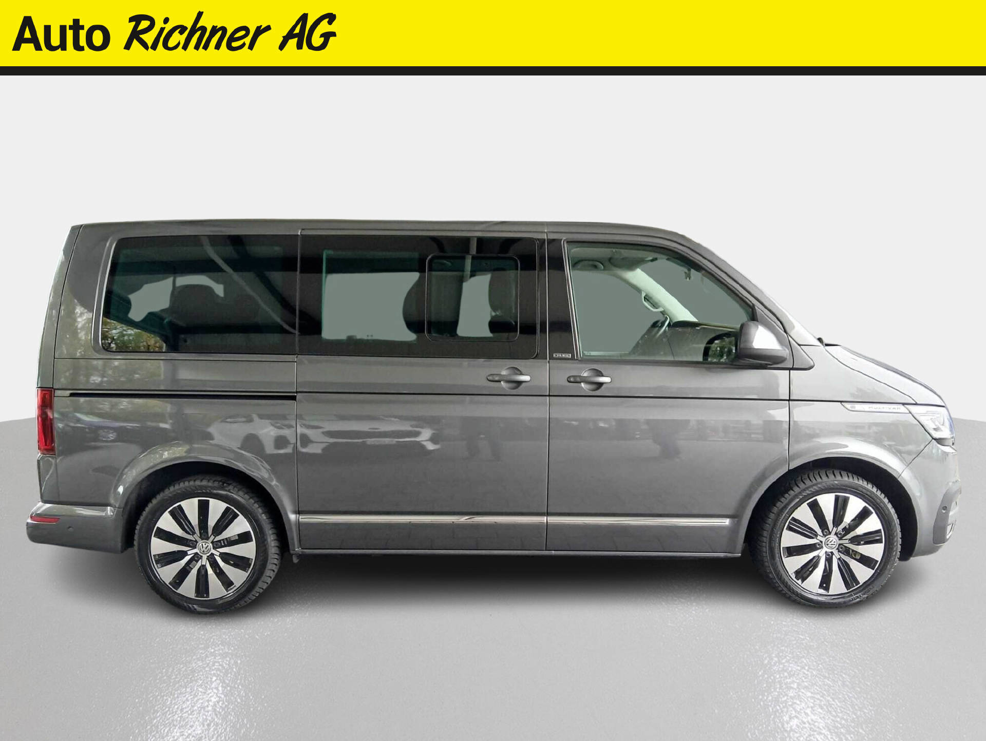 VW T6.1 Multivan 2.0 TDI 204 Comfortline DSG 4m-image-2