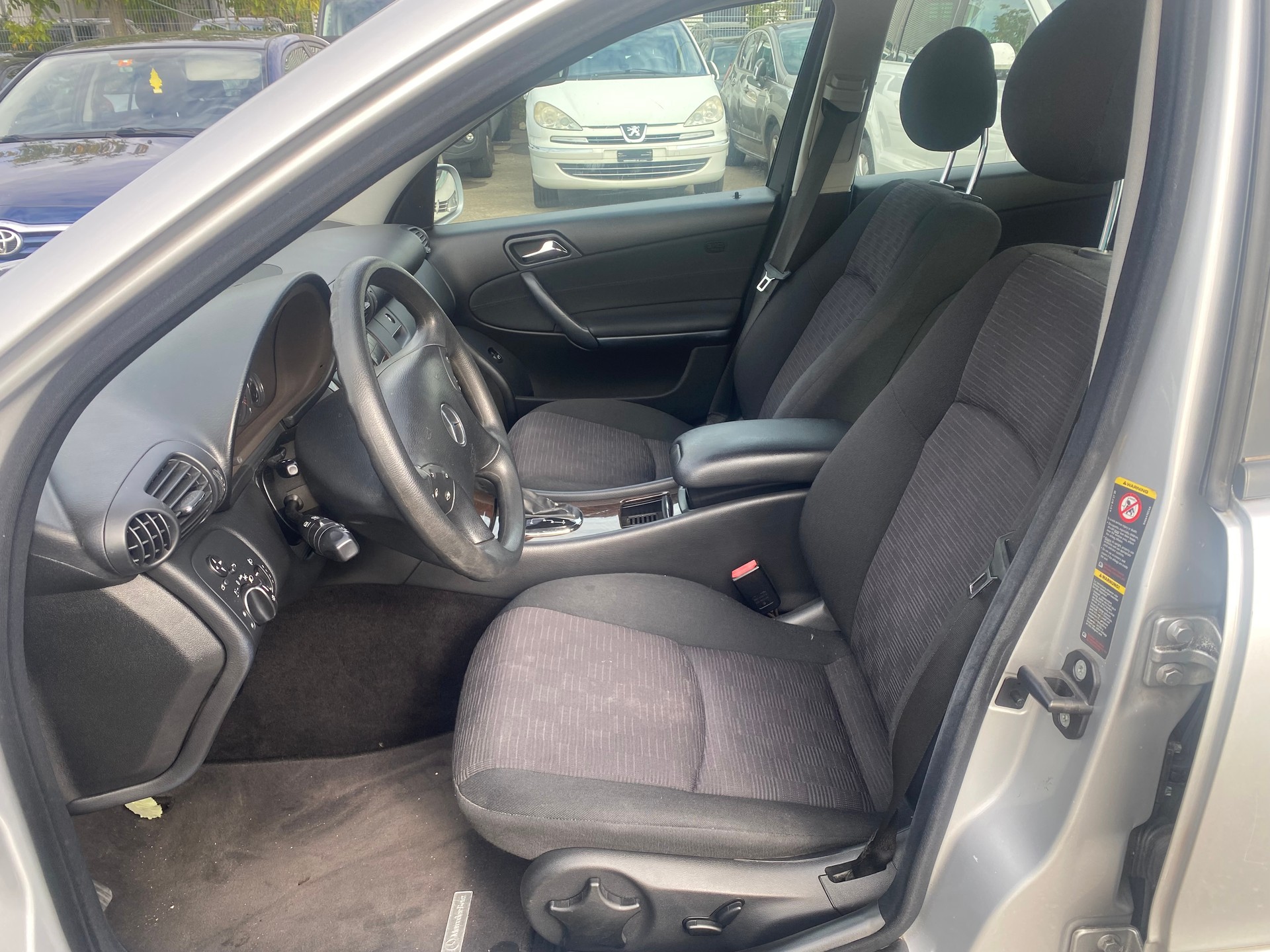 MERCEDES-BENZ C220 CDI T-image-9
