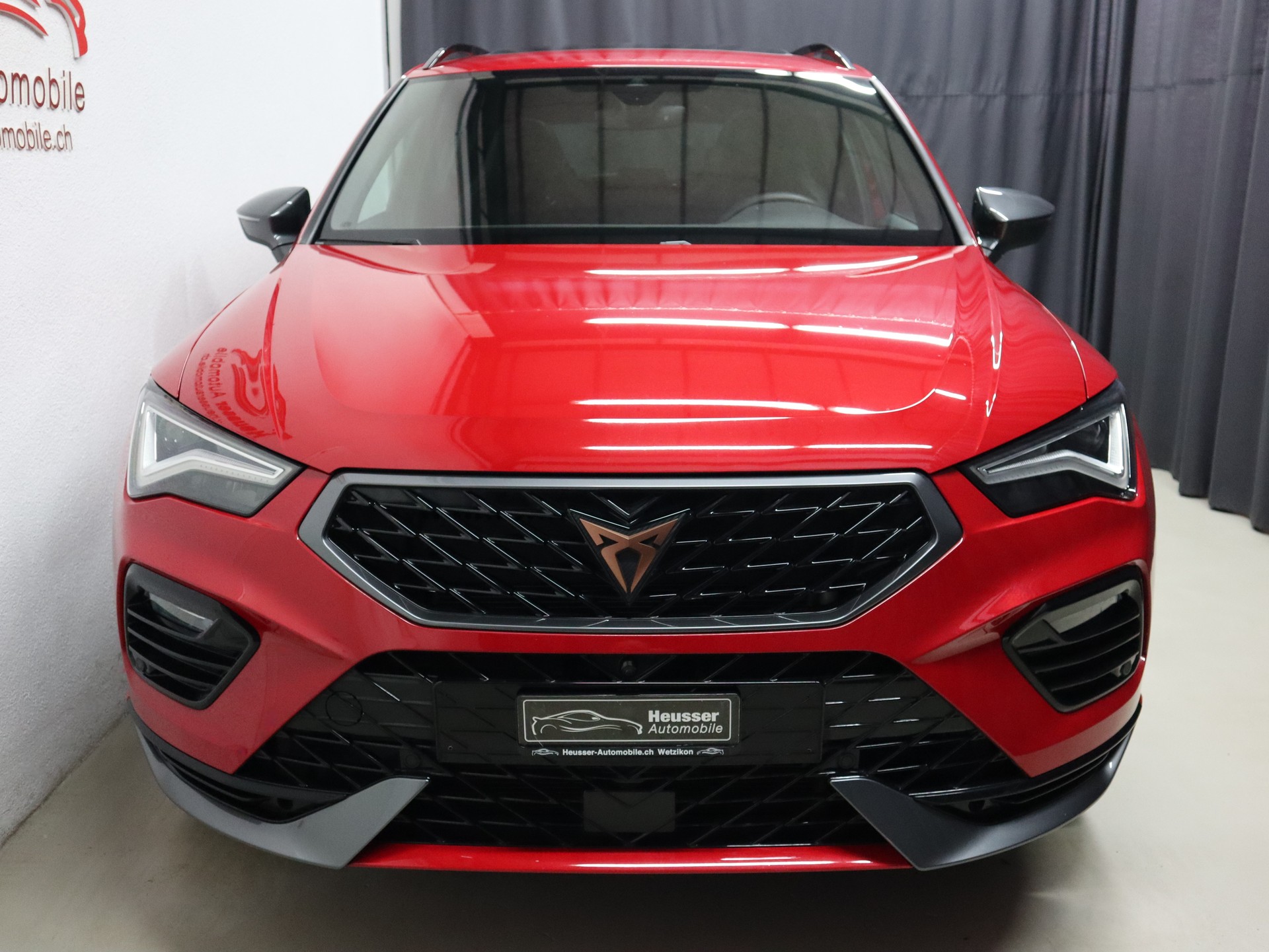 CUPRA Ateca 2.0TSI 4Drive DSG - Panorama - Navi - Beats - Sportsitze - Sitzmemory - 360° Kamera - AHK - 300 PS-image-6
