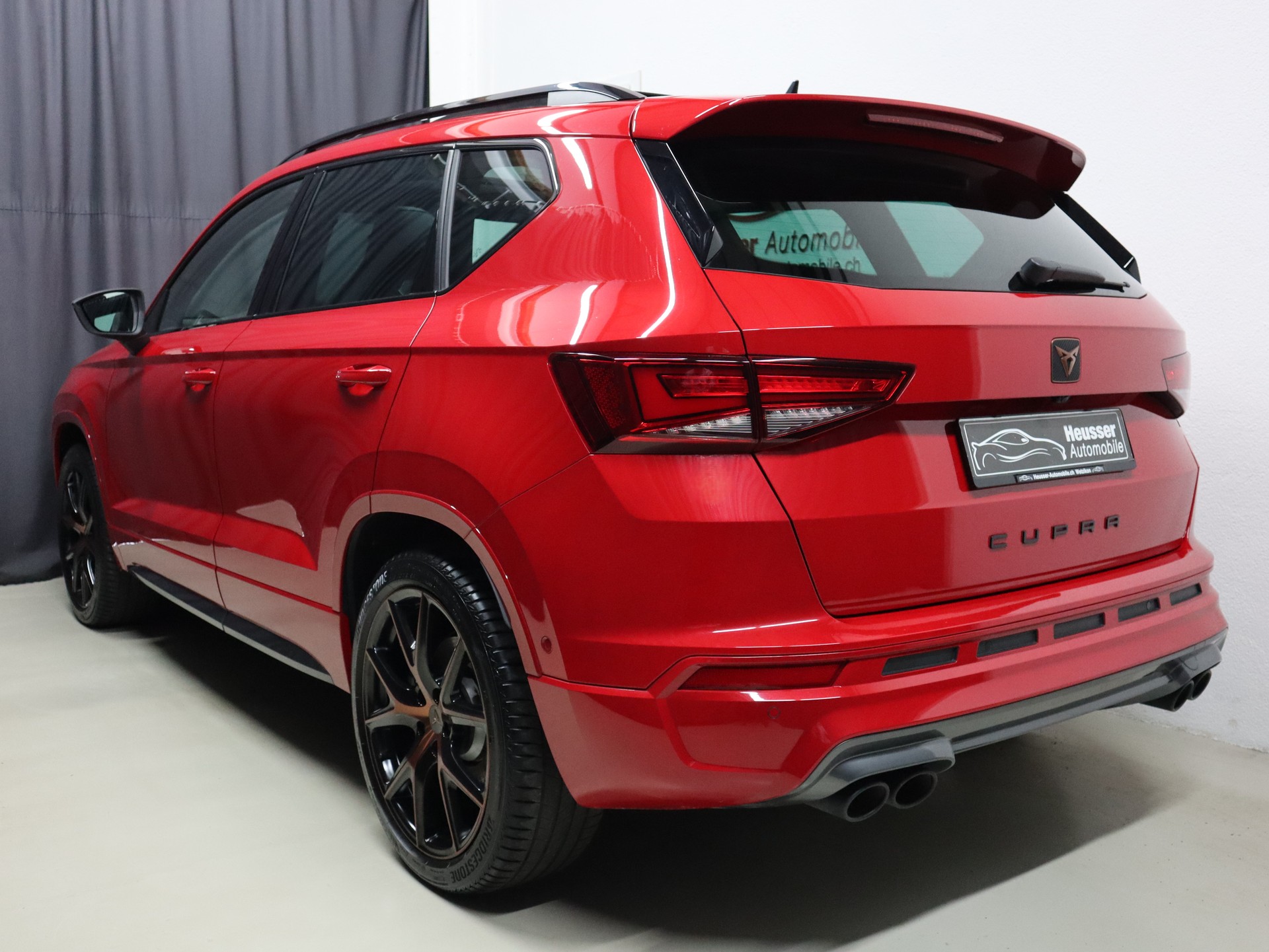 CUPRA Ateca 2.0TSI 4Drive DSG - Panorama - Navi - Beats - Sportsitze - Sitzmemory - 360° Kamera - AHK - 300 PS-image-4