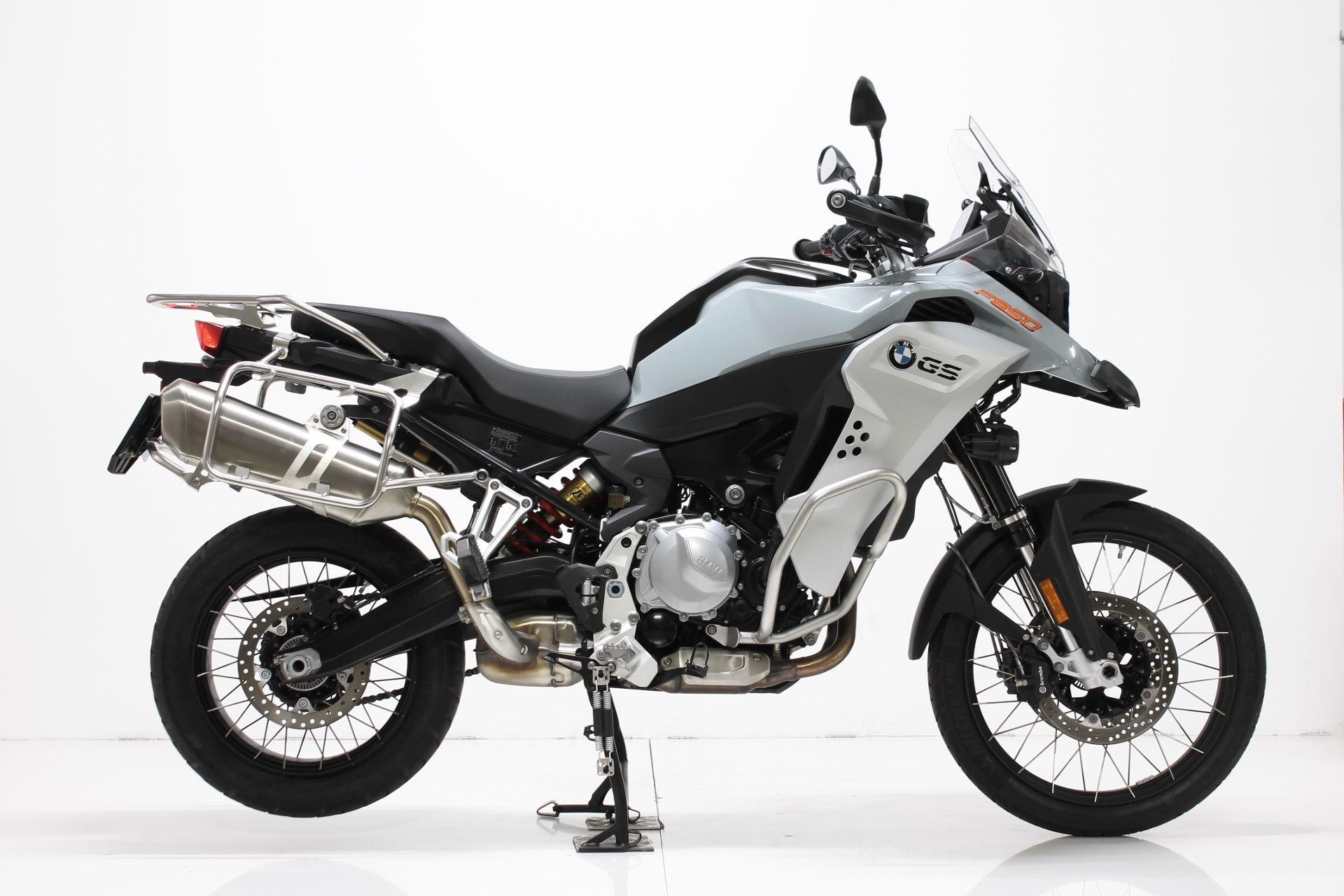 BMW F 850 GS Adventure-showroom-element-2