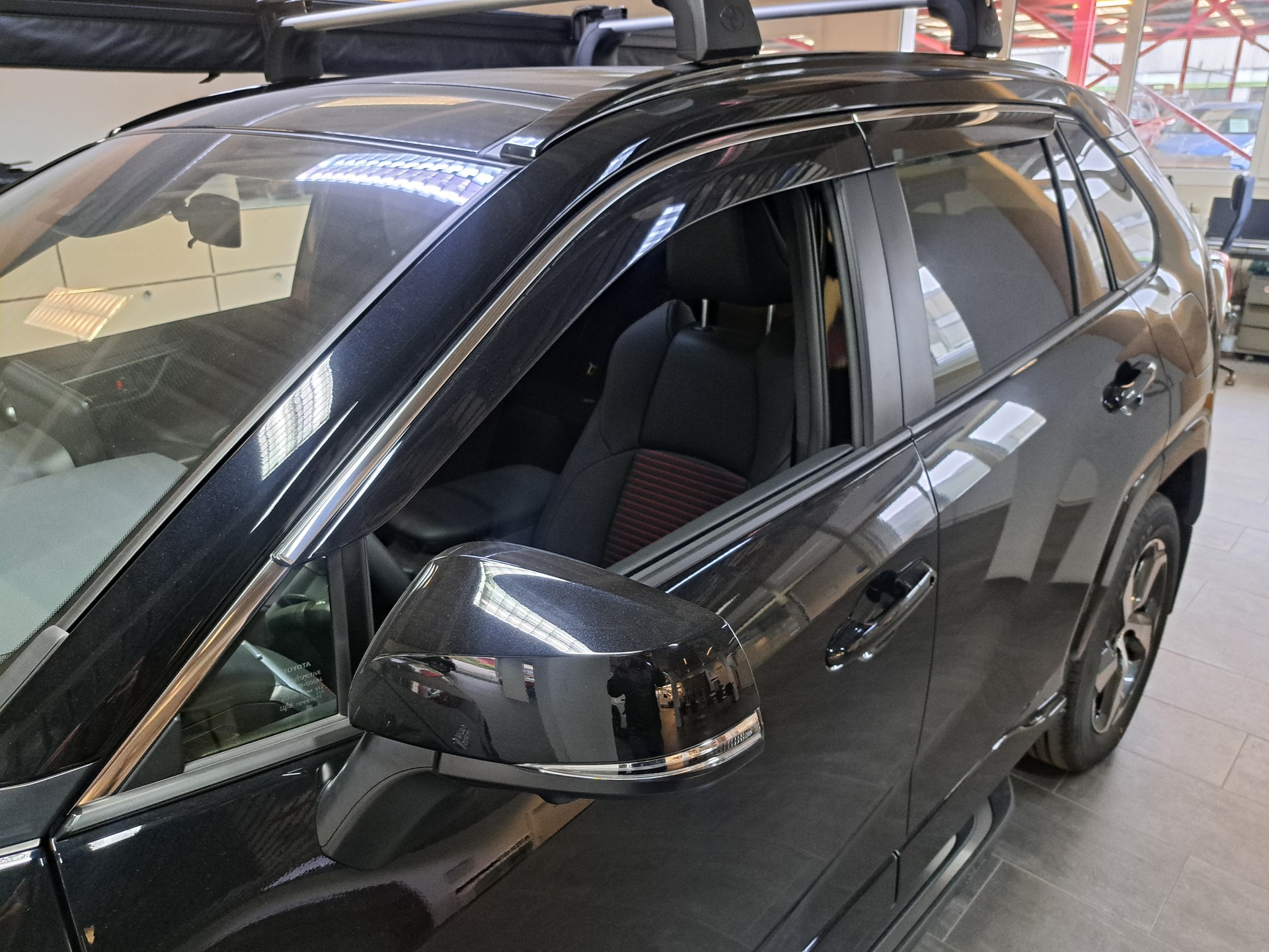 TOYOTA RAV-4 2.5 PHEV Premium e-CVT 4WD-image-7