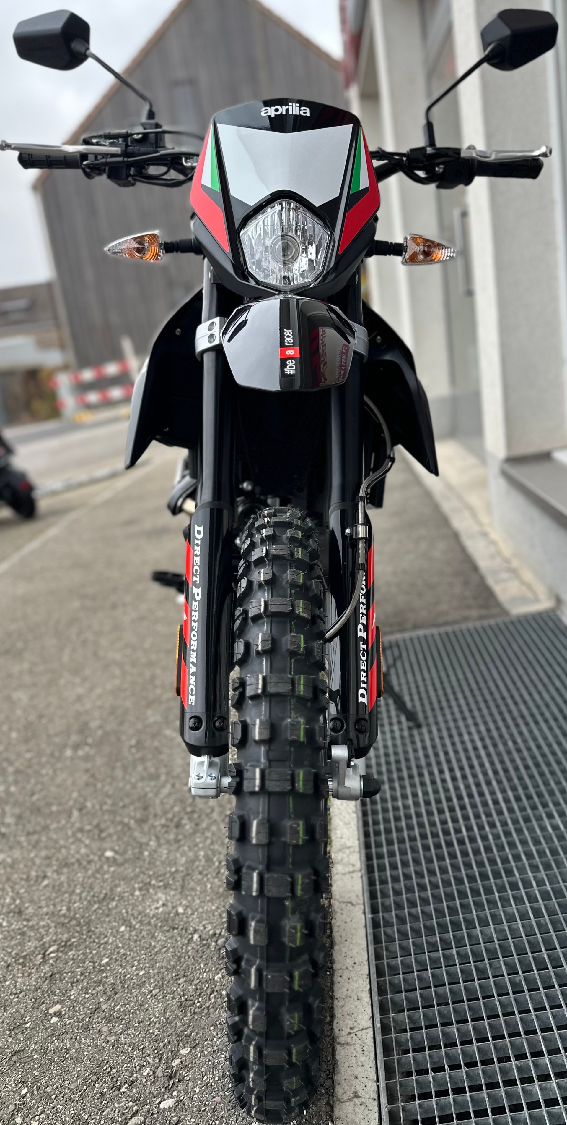 APRILIA RX 125-showroom-element-1