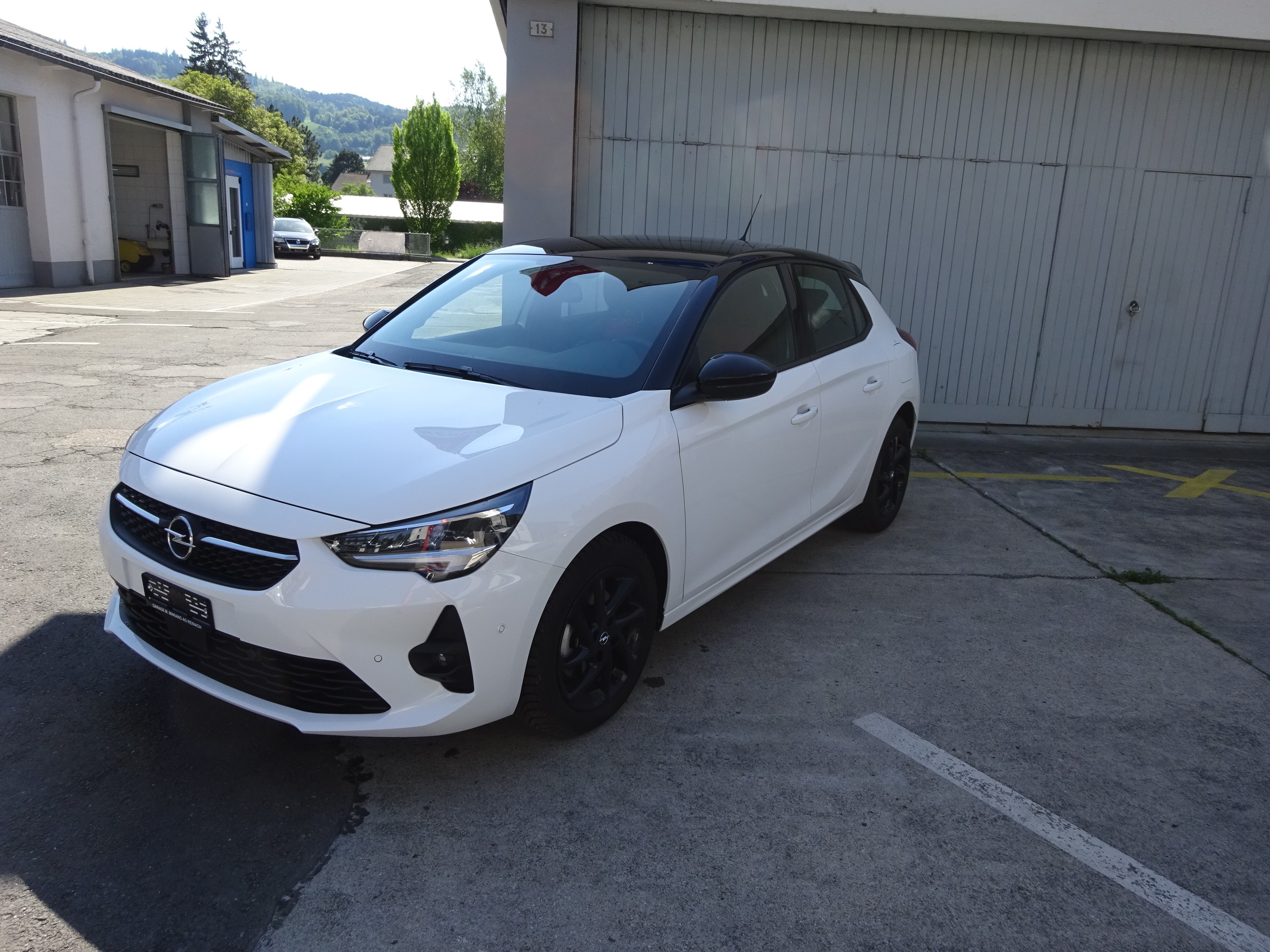 Car photo