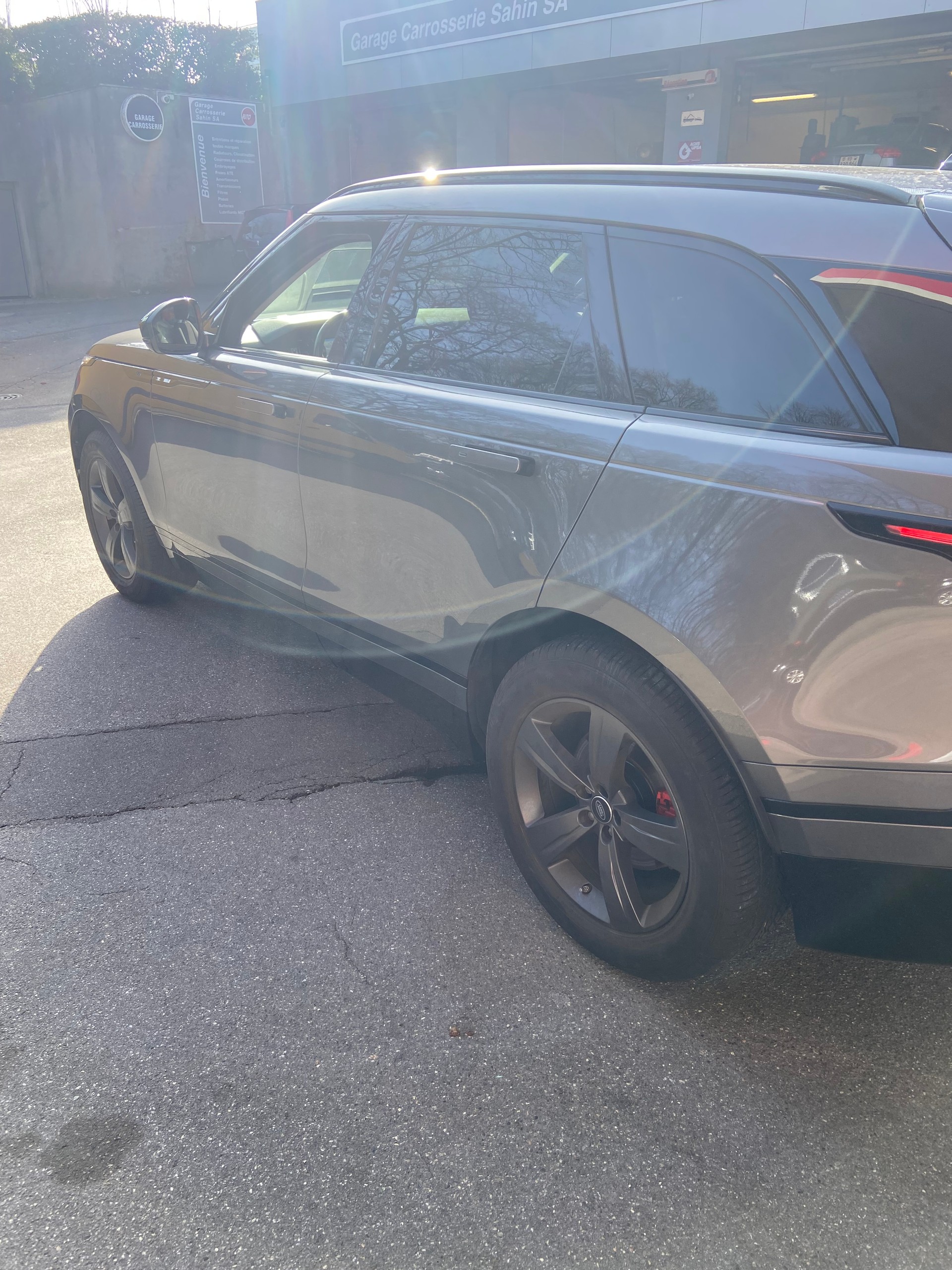 LAND ROVER Range Rover Velar D 180 Automatic-image-3