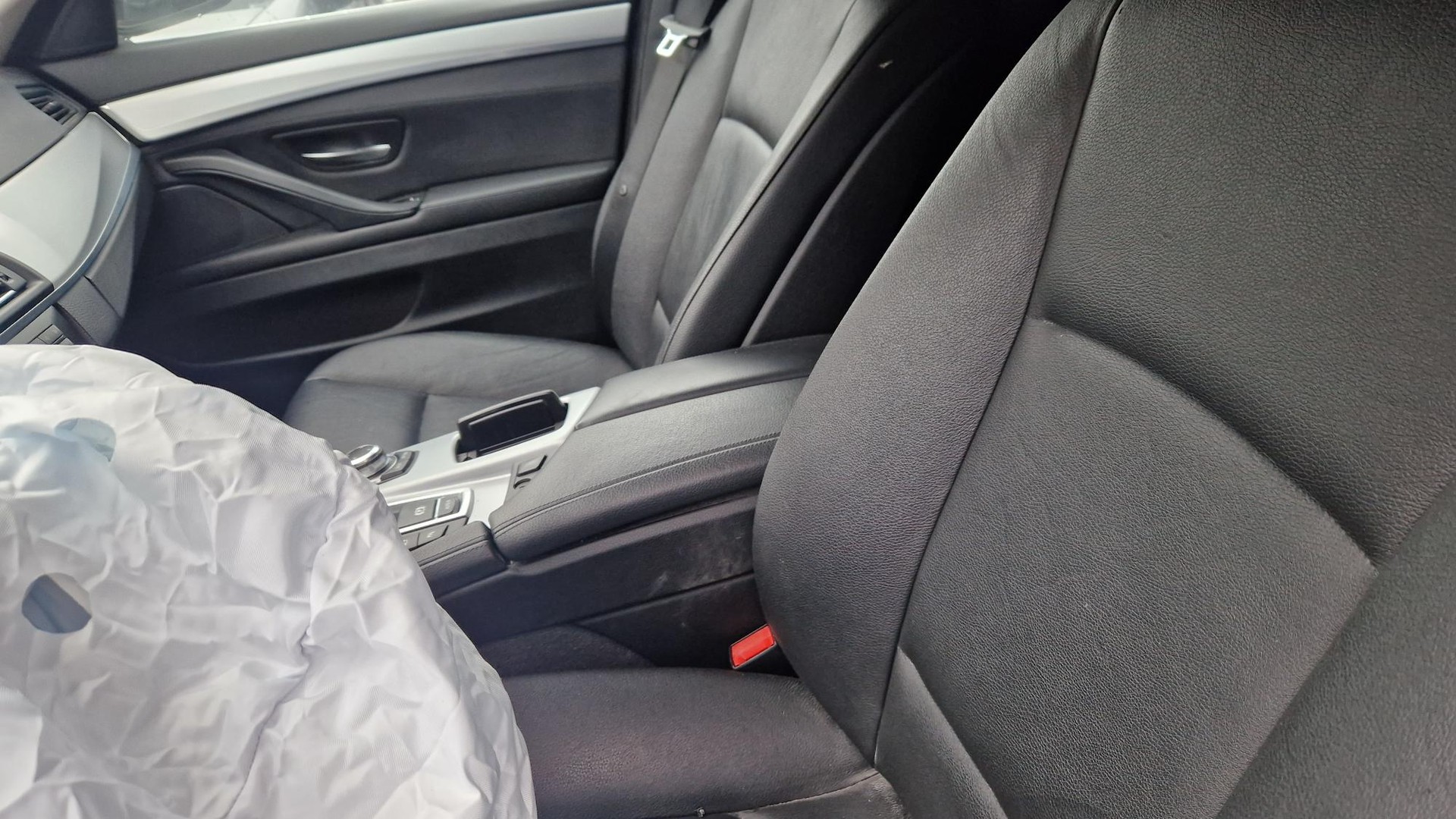 BMW 530i Steptronic-image-13