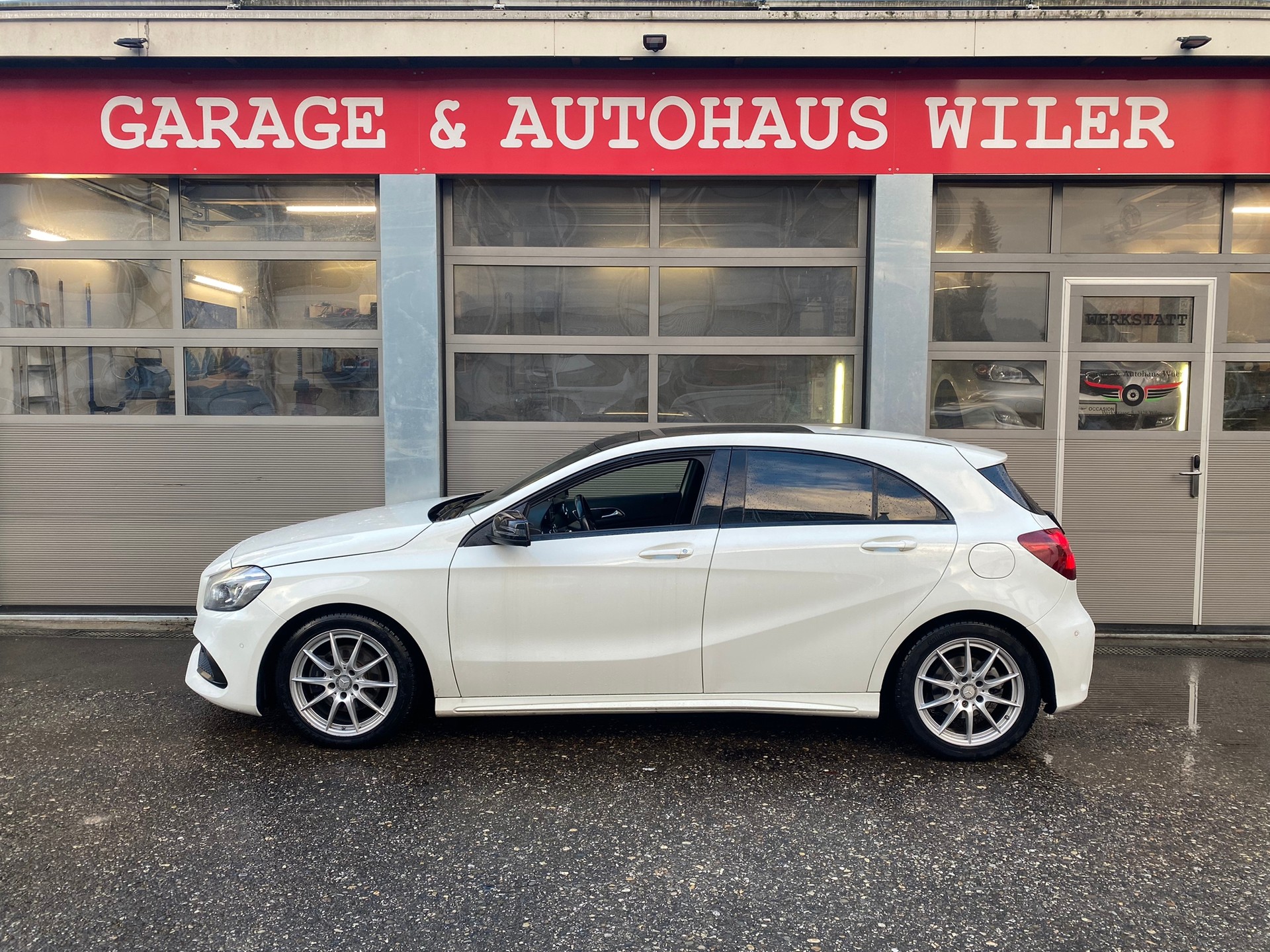 MERCEDES-BENZ A 180 BlueEfficiency Edition-image-7